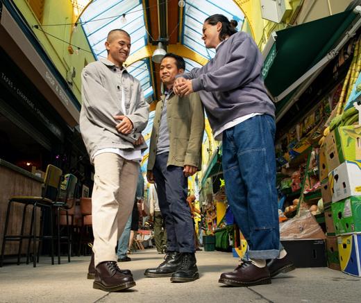 E_S2_HMP_MAY_MARKETING_TILE_BURGUNDY_DESKTOP?fmt=auto&qlt=default&w=520