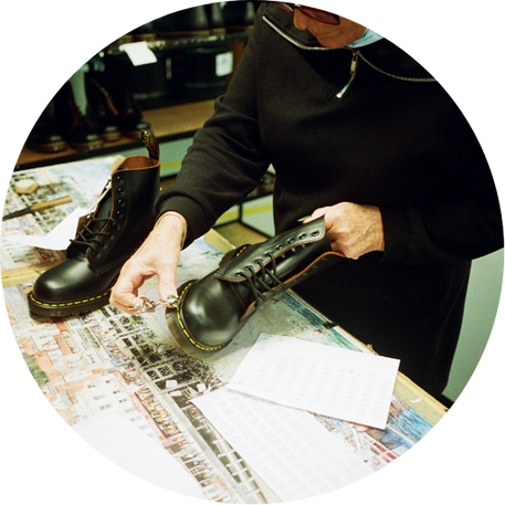 Dr martens factory outlet hot sale