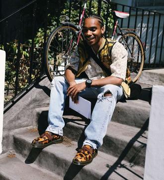 E_S3_HMP_APR_NEW_TILE_OCELOT_ADRIAN_DESKTOP?w=481&fmt=auto&alt=default			