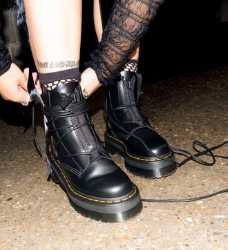 Dr martens italia prezzo clearance