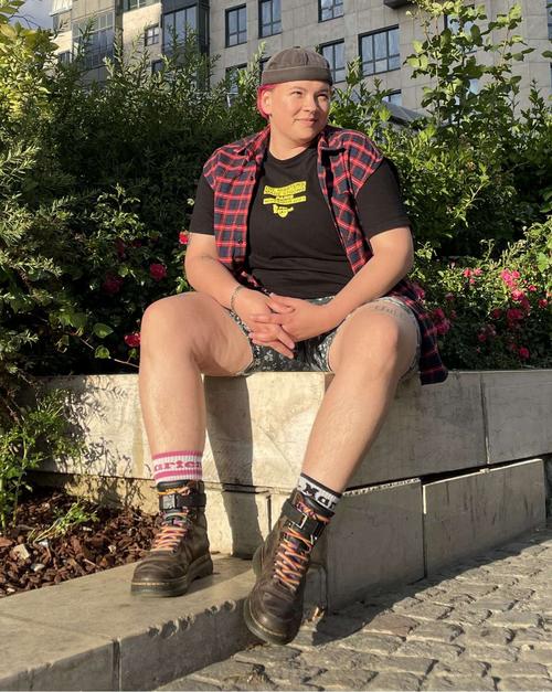 E_S4_EVG_PRIDE_RORO_DESKTOP?w=500&fmt=auto&alt=default