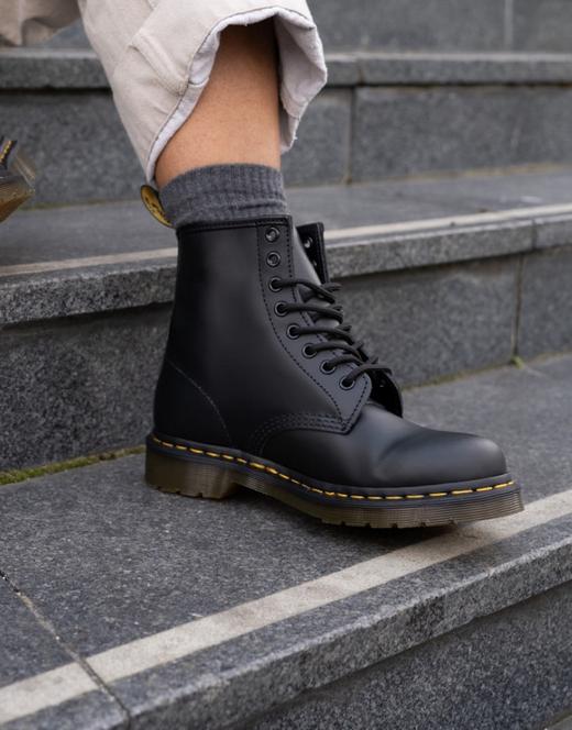 Dr. Martens® US Official: Get 10% Off Your First Order