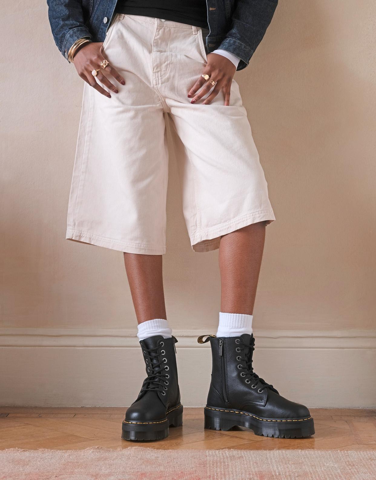 E_S6_HMP_FEB_BANNER_26378001_DESKTOP?w=1920&fmt=auto&qlt=default			