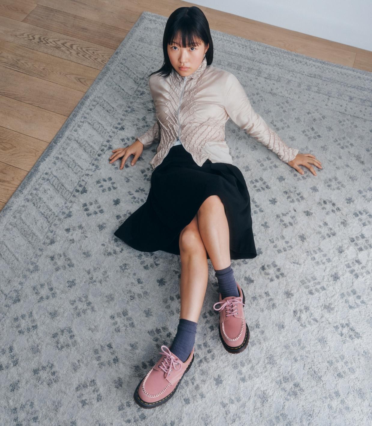 SS26_Lowell_HP_DustyPink_Hero_Image_Desktop?w=1920&fmt=auto&qlt=default			