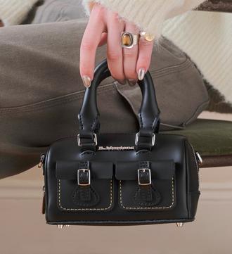 E_S6_HMP_JAN_TILE_41242001_DESKTOP?w=481&fmt=auto&qlt=default			