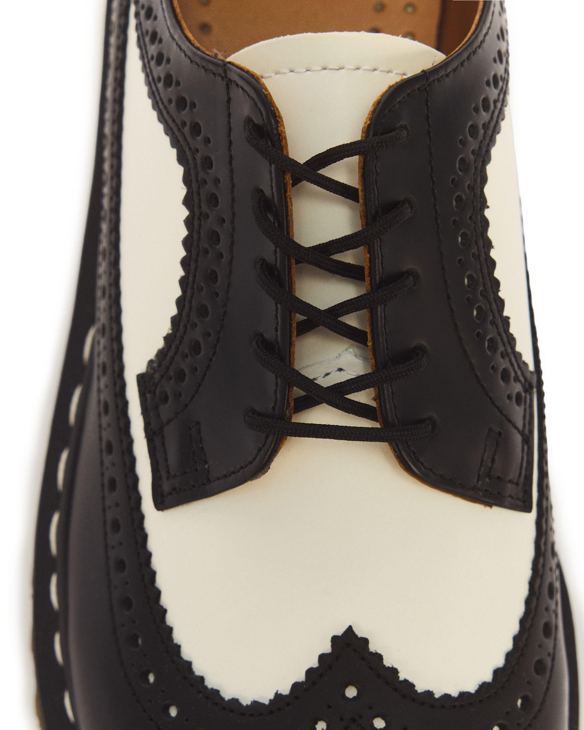 3989 Bex Smooth Leather Brogue Shoes in Black | Dr. Martens™