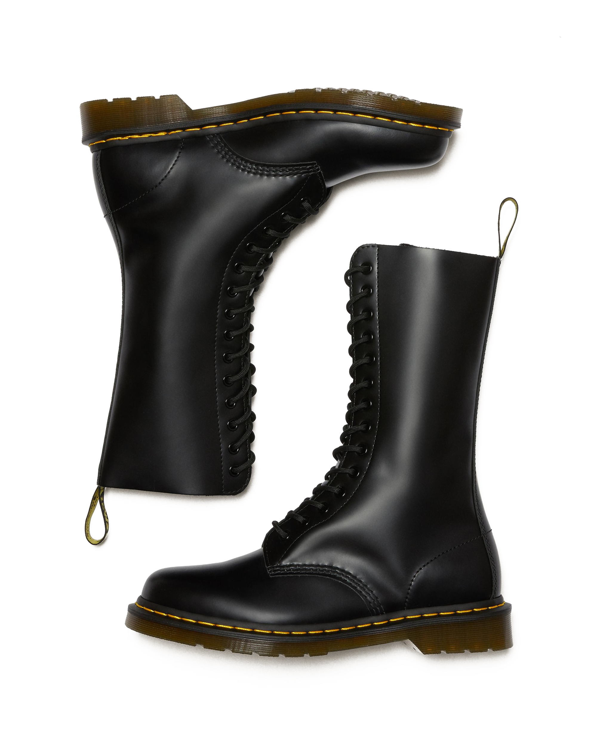 Dr. Martens 1914 14ホール ブーツ　ブラック　23㎝　替え靴紐 1914 Smooth Leather High Lace Up Boots in Black | Dr. Martens™