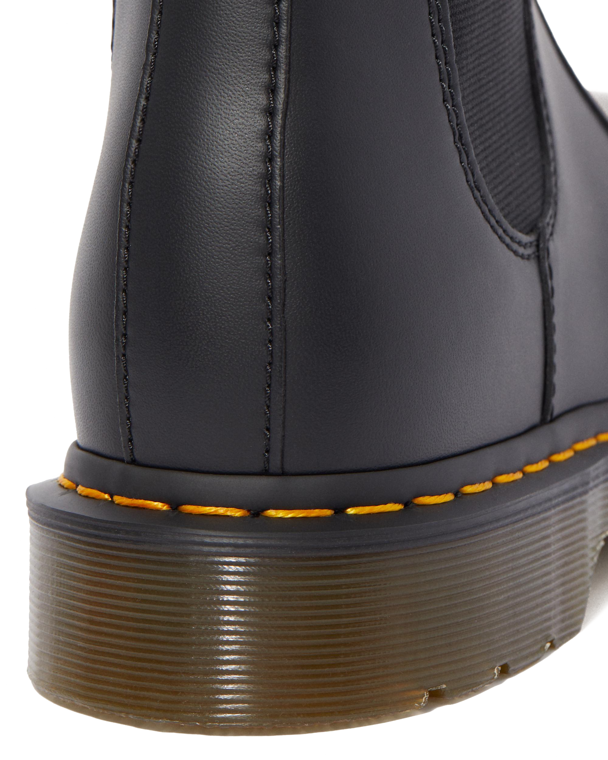 2976 Felix Vegan Chelsea Boots in Black | Dr. Martens™