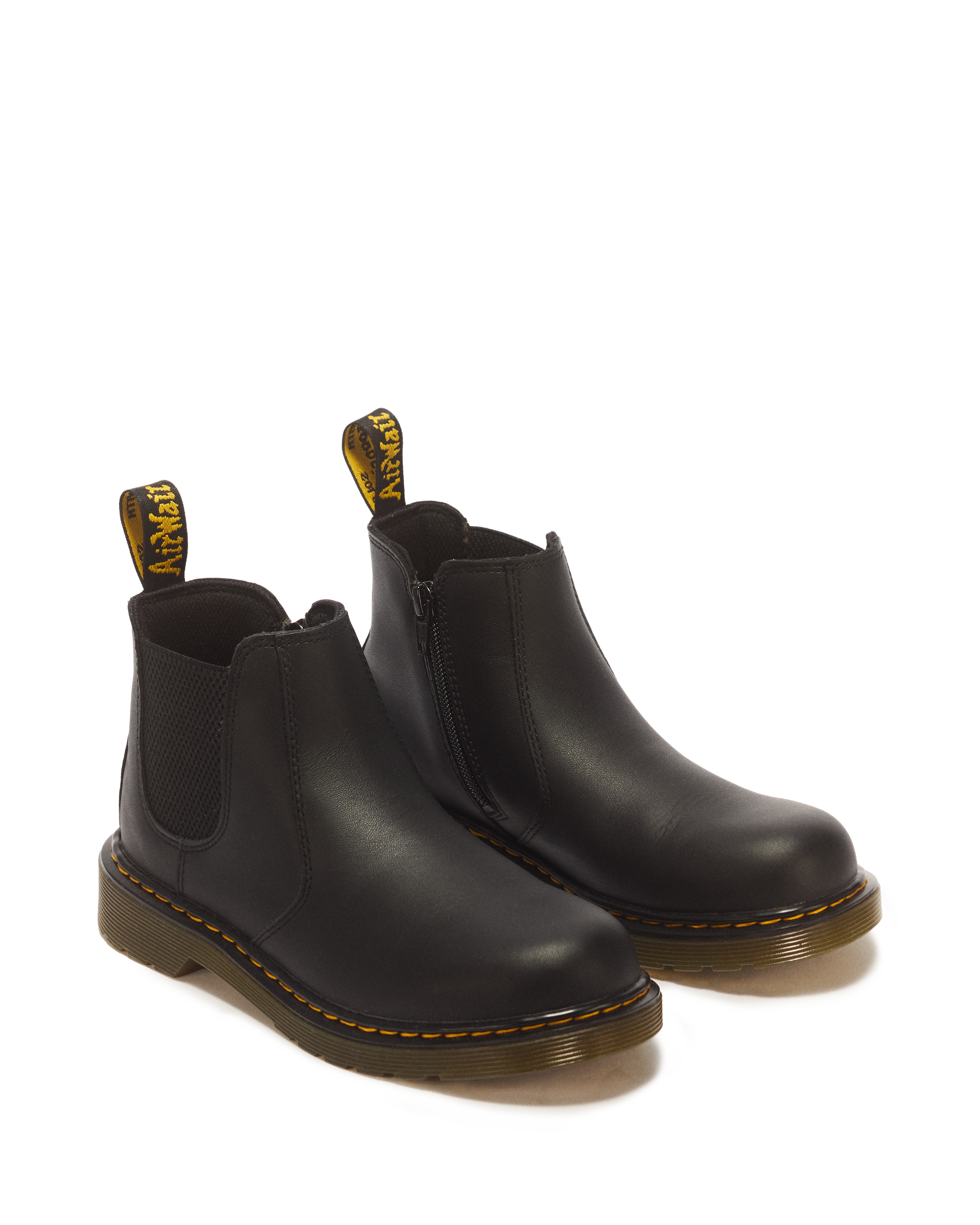 Youth 2976 Softy T Leather Chelsea Boots in BLACK | Dr. Martens™