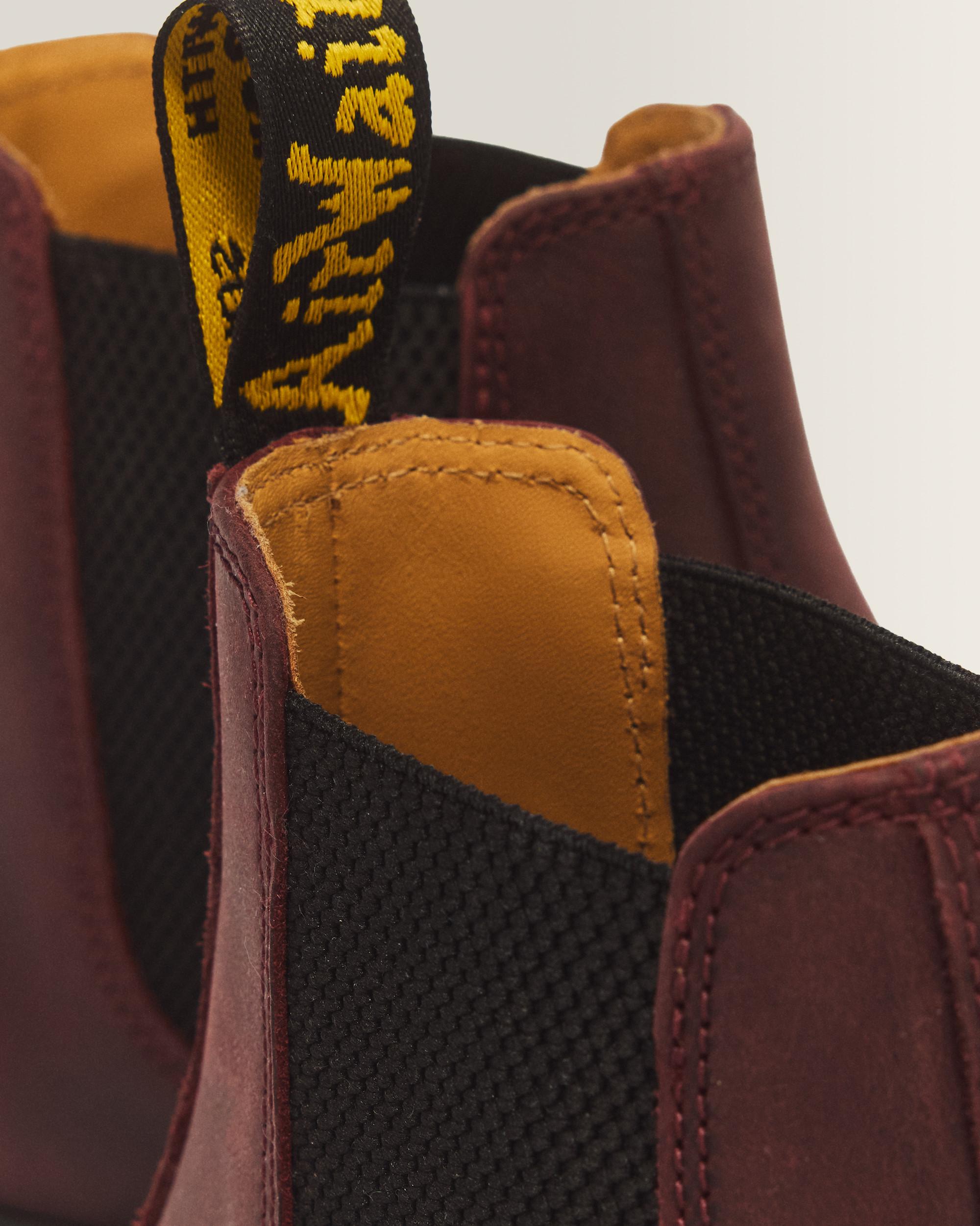 2976 YS Crazy Horse Chelsea Boots