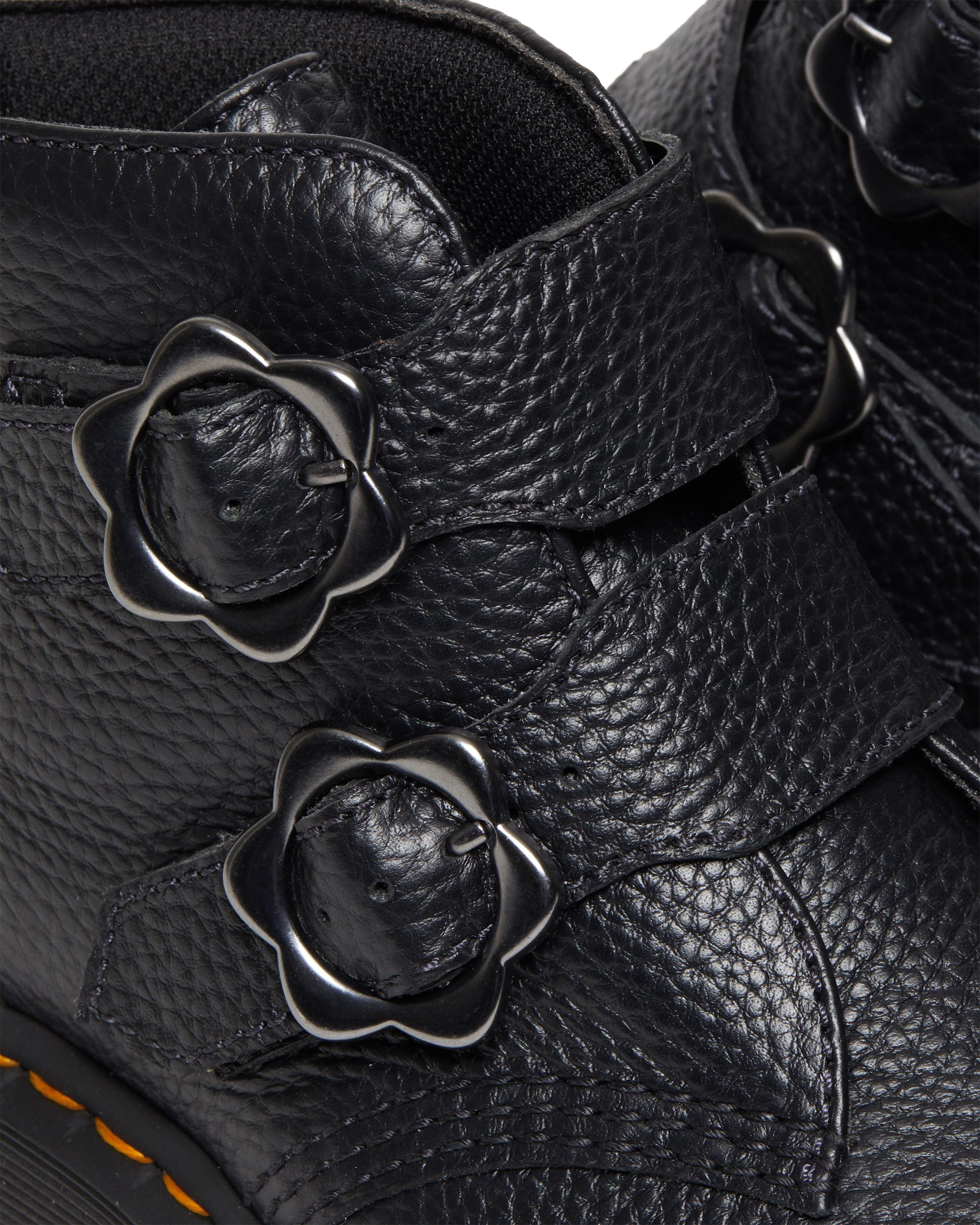 Devon Flower Buckle Milled Nappa Leder Plateaustiefel
