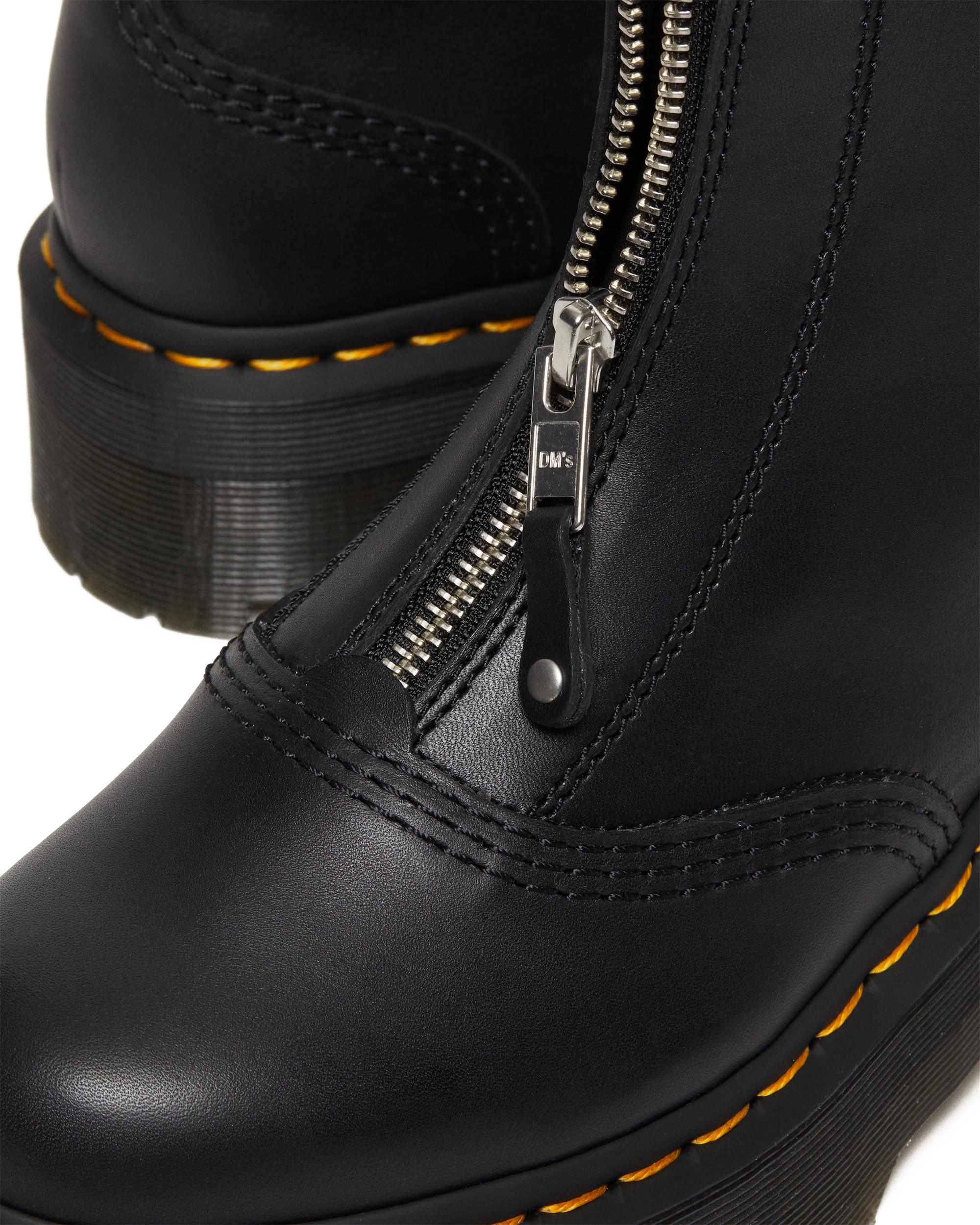 Jetta Platform Boots in Black | Dr. Martens™