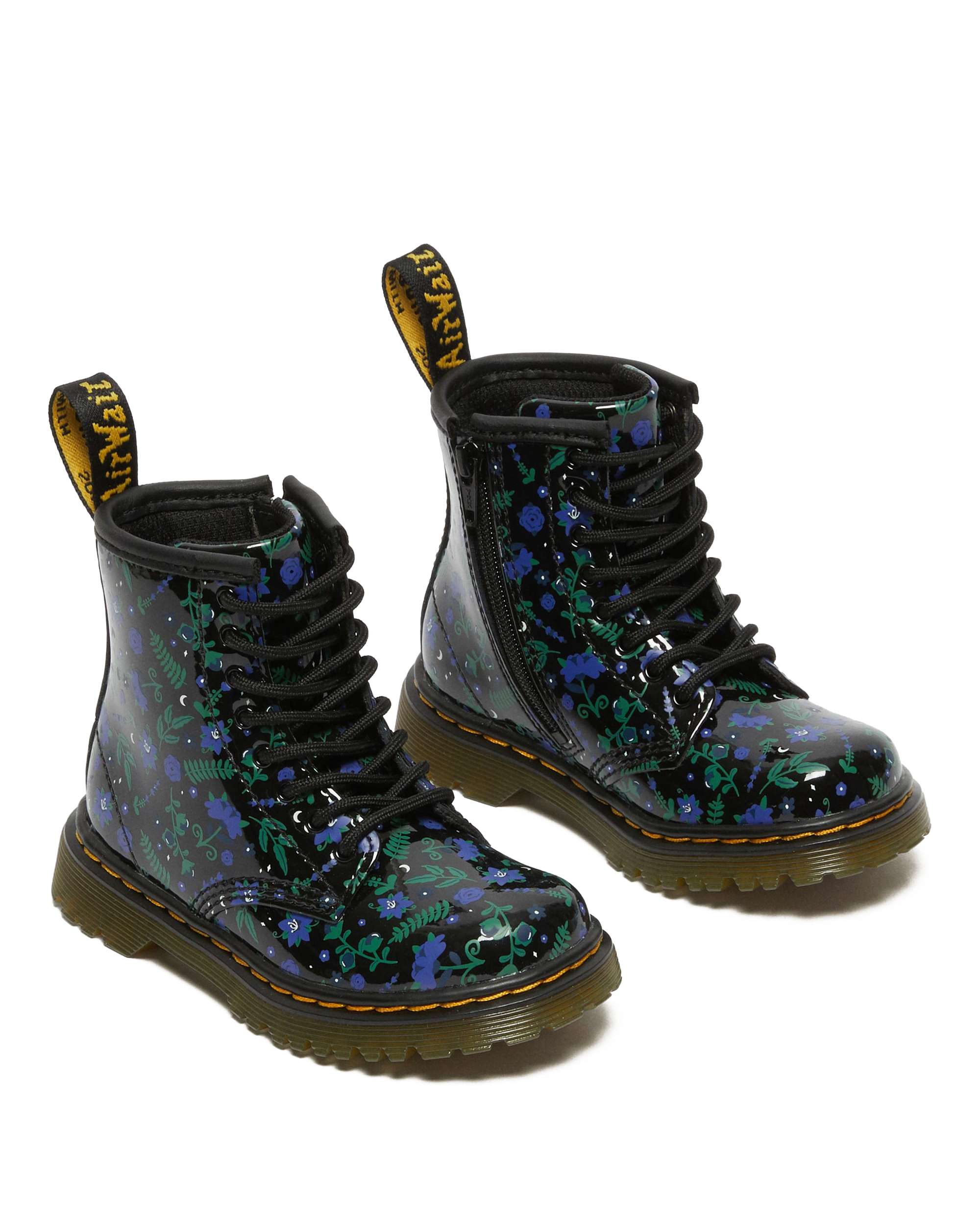 1460 T Black Mystic Garden 