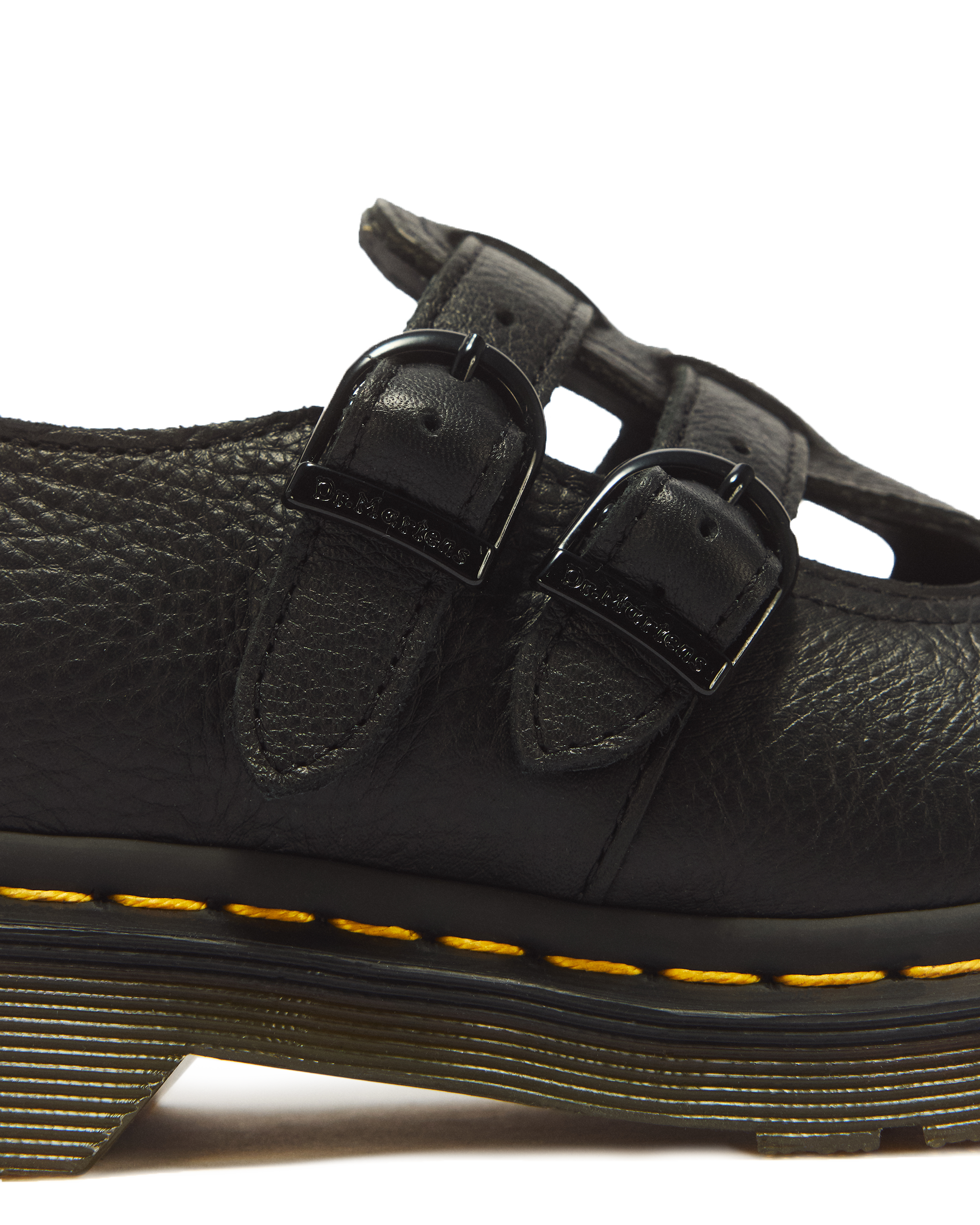 AIRWAIR in {{color}} | Dr. Martens™