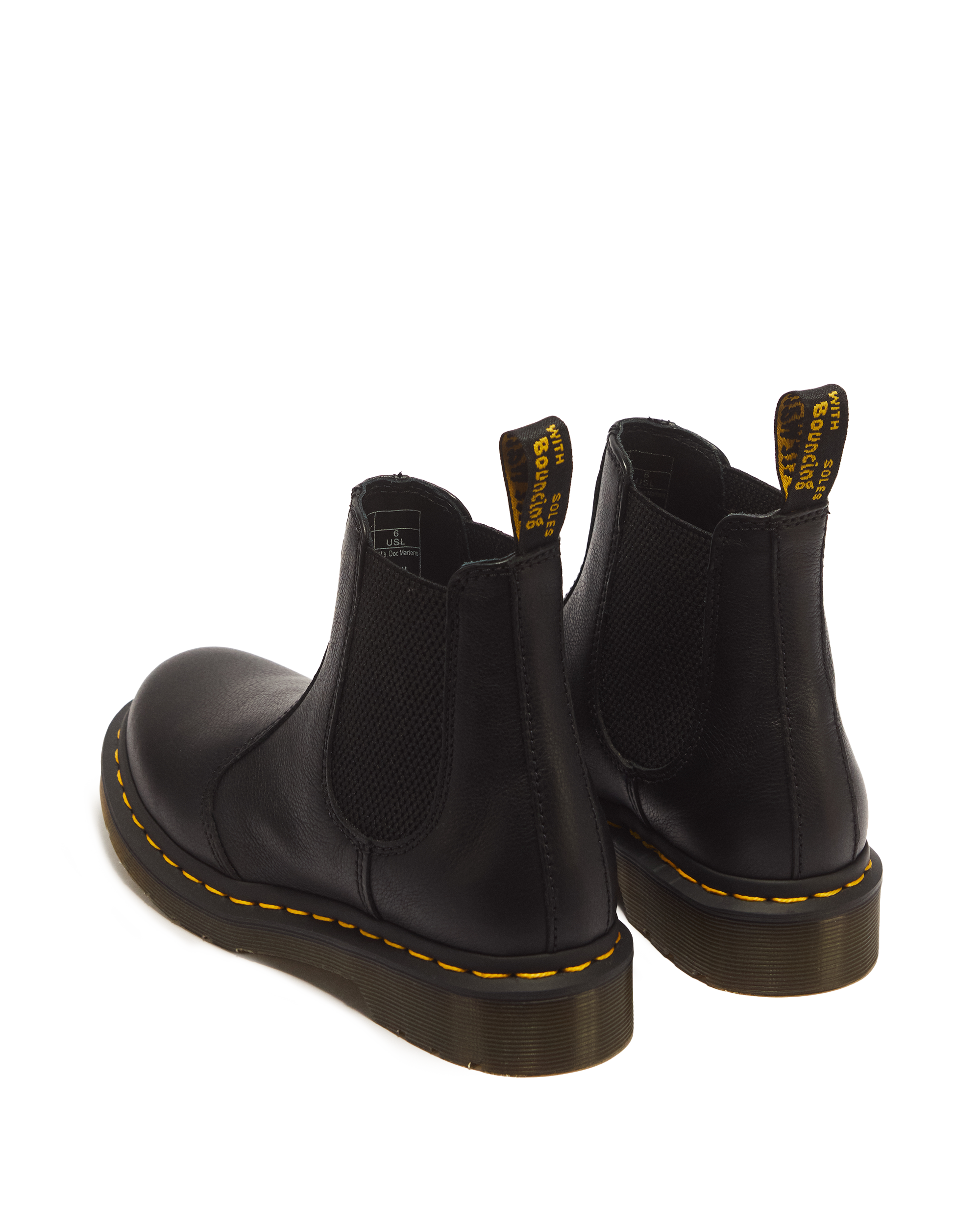 2976 Virginia Leather Chelsea Boots in Black | Dr. Martens™