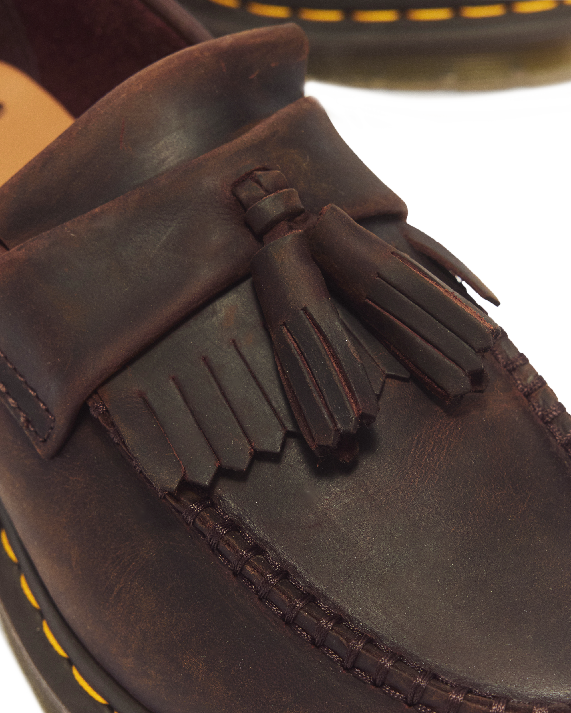 Mocasines Adrian de piel Crazy Horse con borla