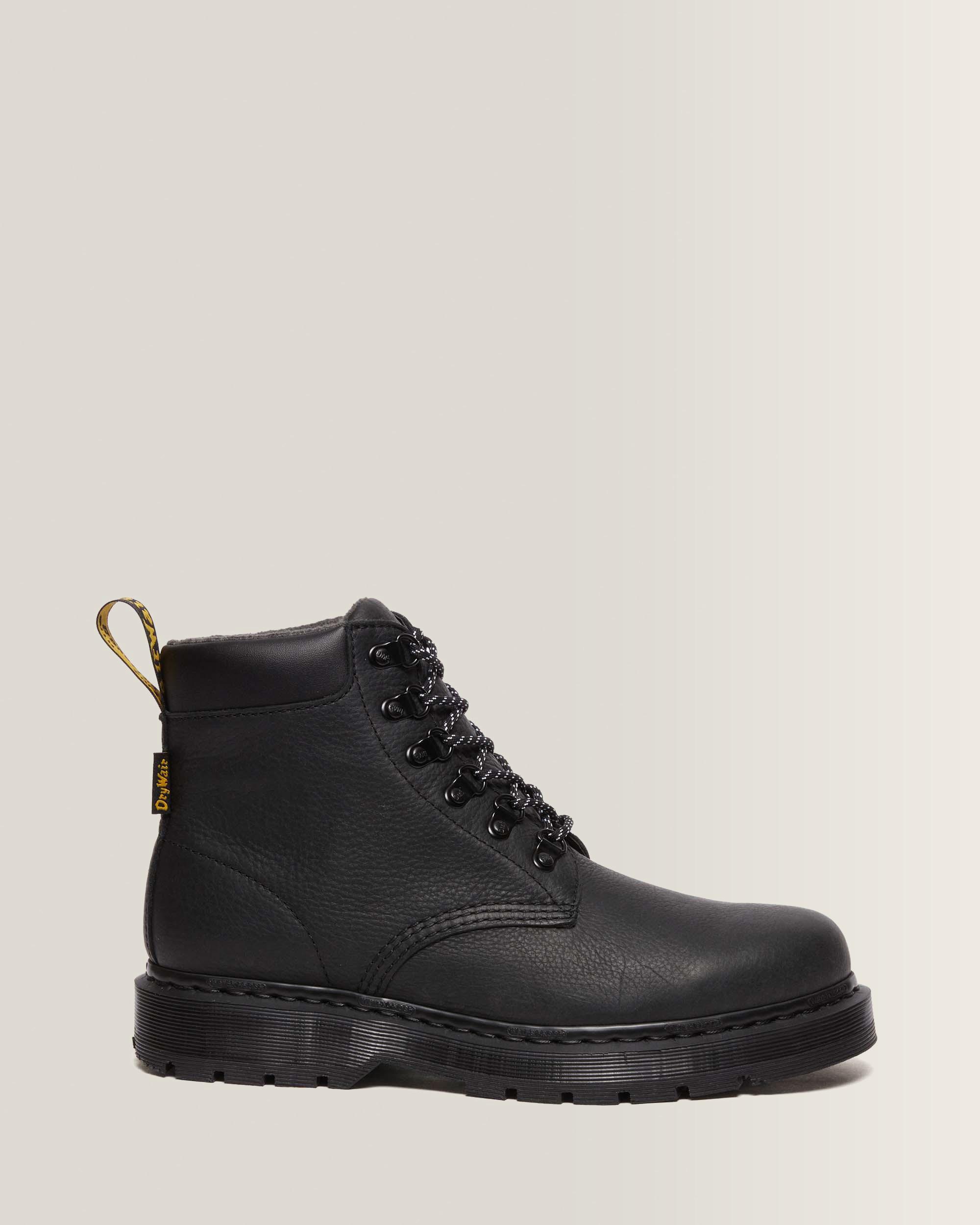 939 Padded Collar Ankle Boots in Black | Dr. Martens™