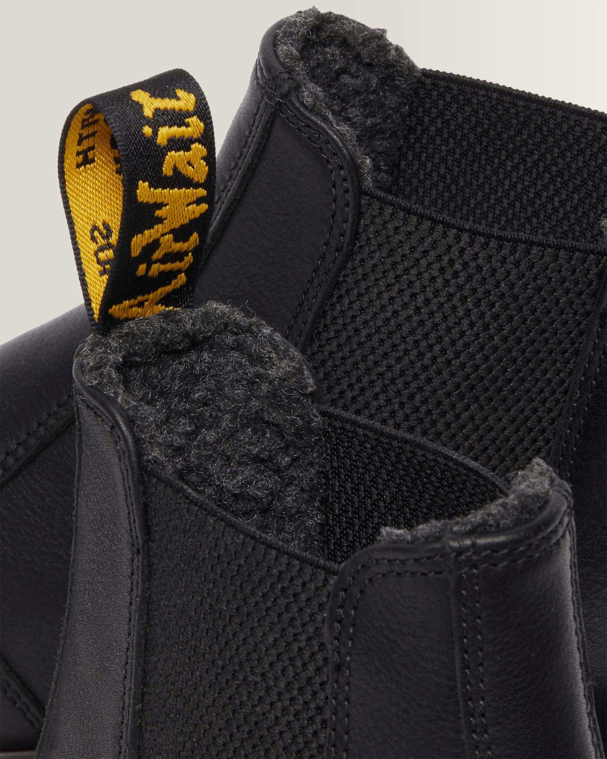 2976 Grizzly Fleece Lined Chelsea Boots