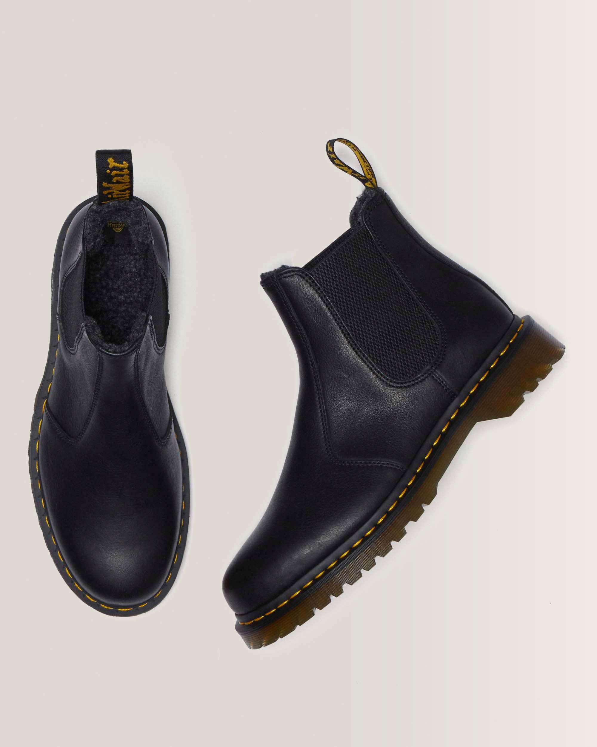 2976 Grizzly Fleece Lined Chelsea Boots