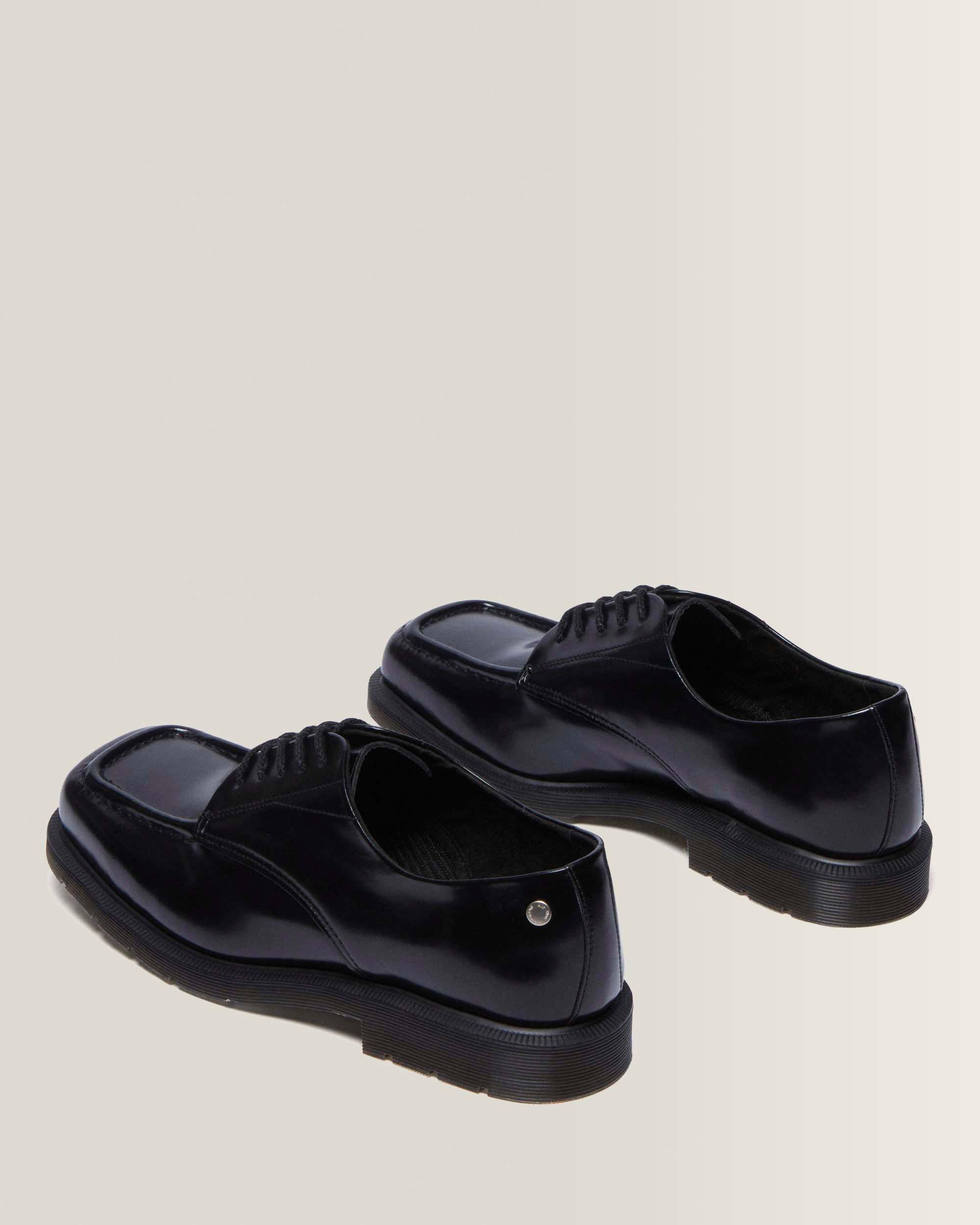 Durrow 5i Buttero Dress Shoes in Black Buttero | Dr. Martens™