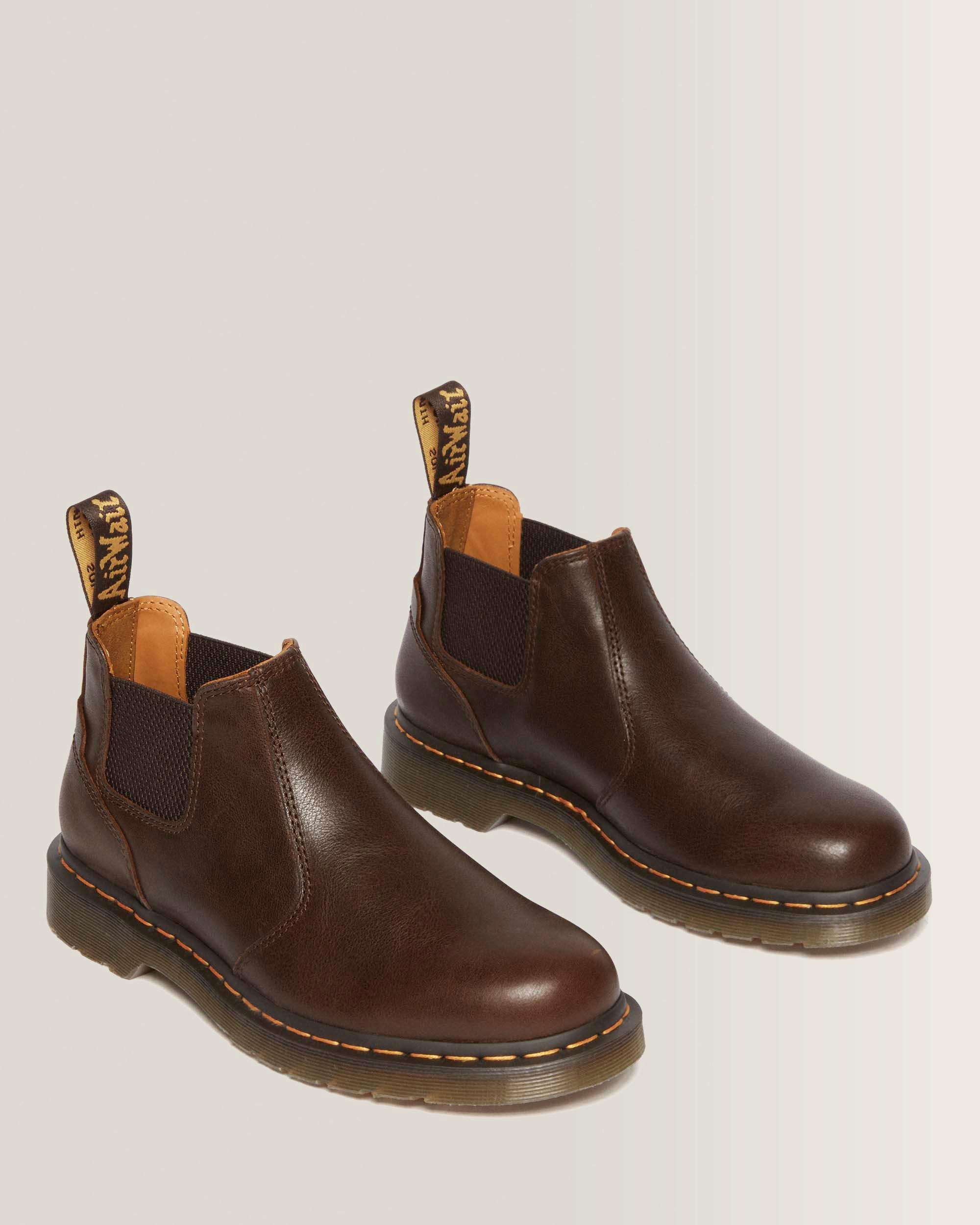 2976 Lo Rogue Leather Chelsea Boots
