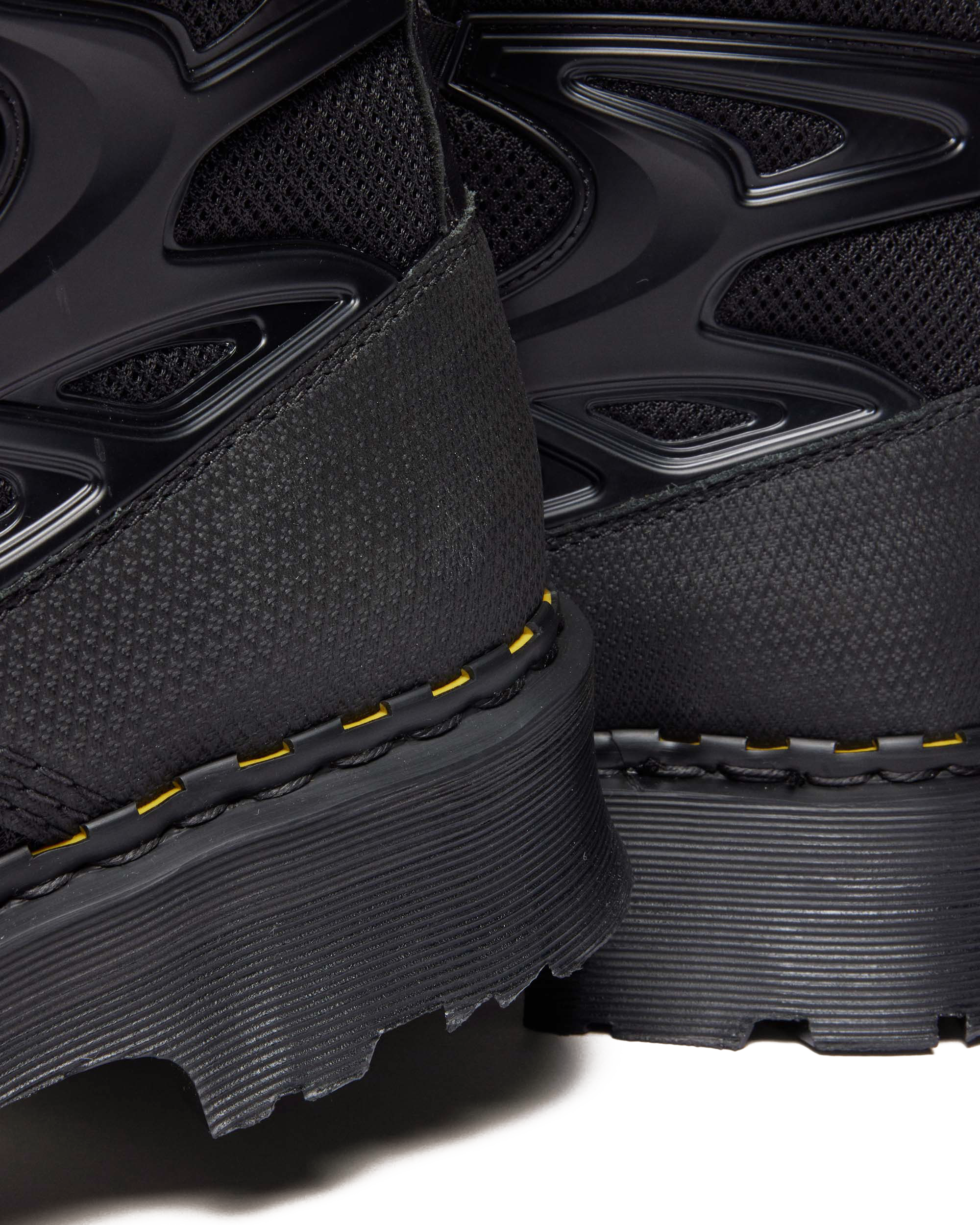 EXOSHIELD XX01 steel toe leather boots in BLACK | Dr. Martens™