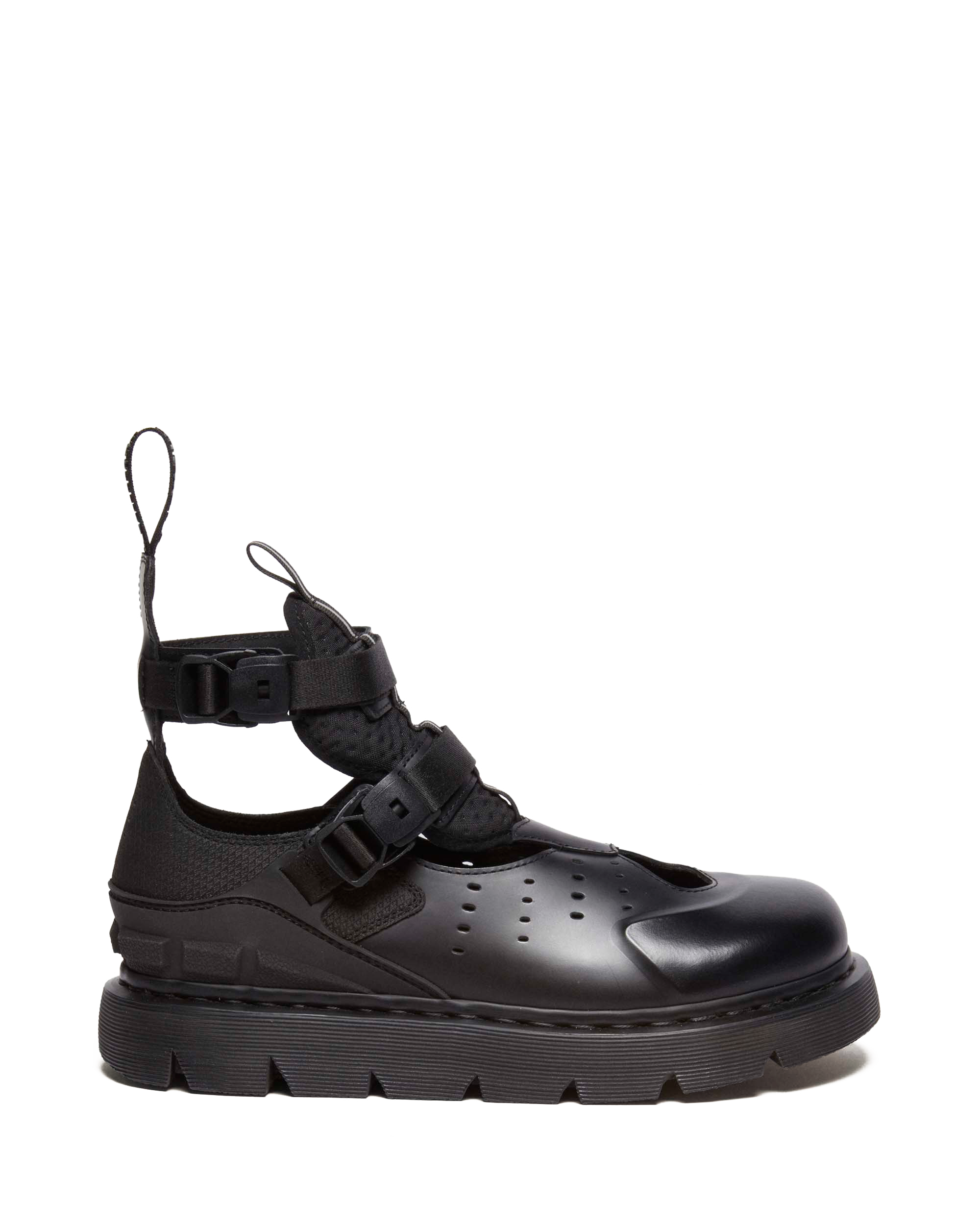VENT XX01 leather gladiator sandal in Black | Dr. Martens™