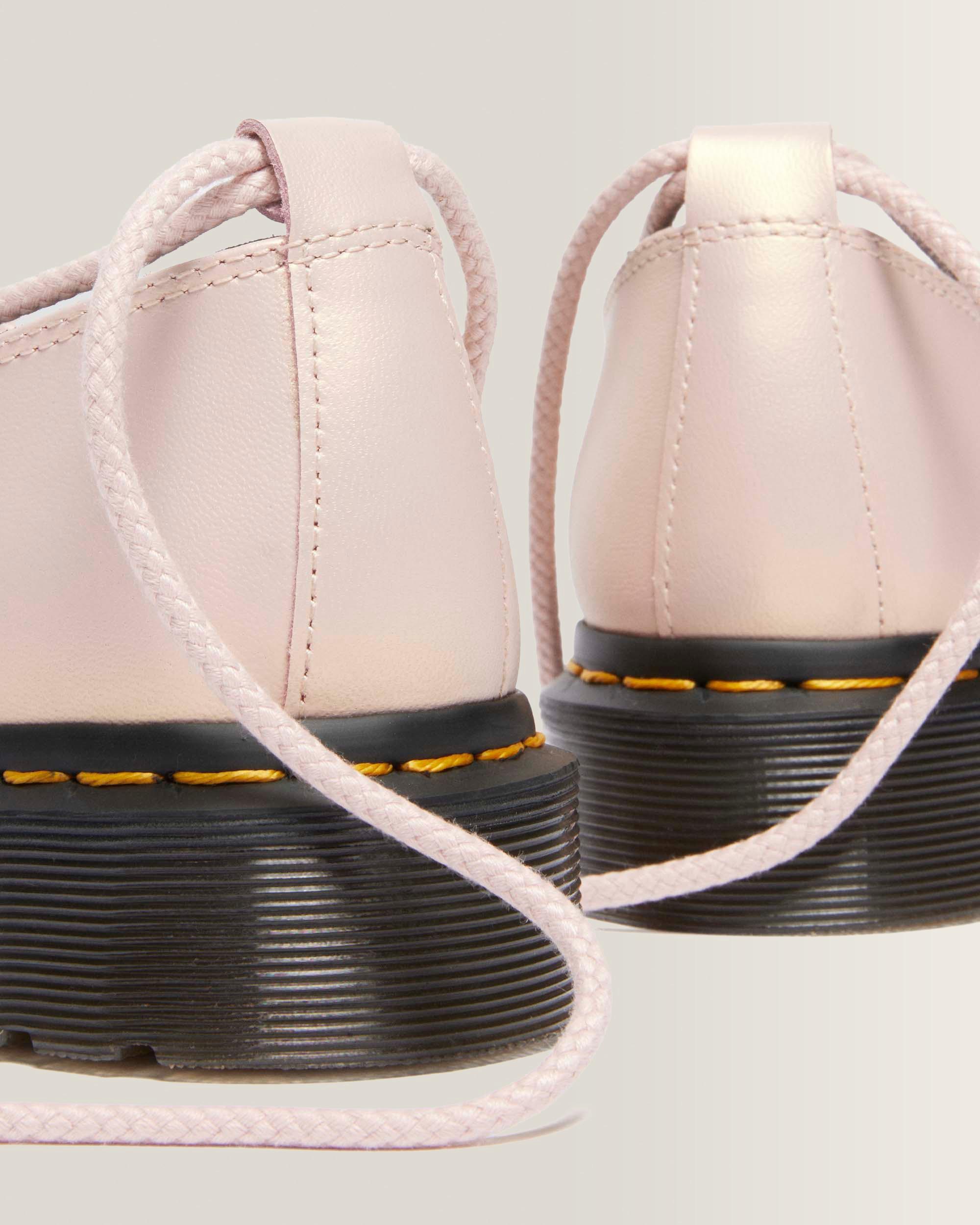 Bailarinas Elphie Ii de piel iridiscente
