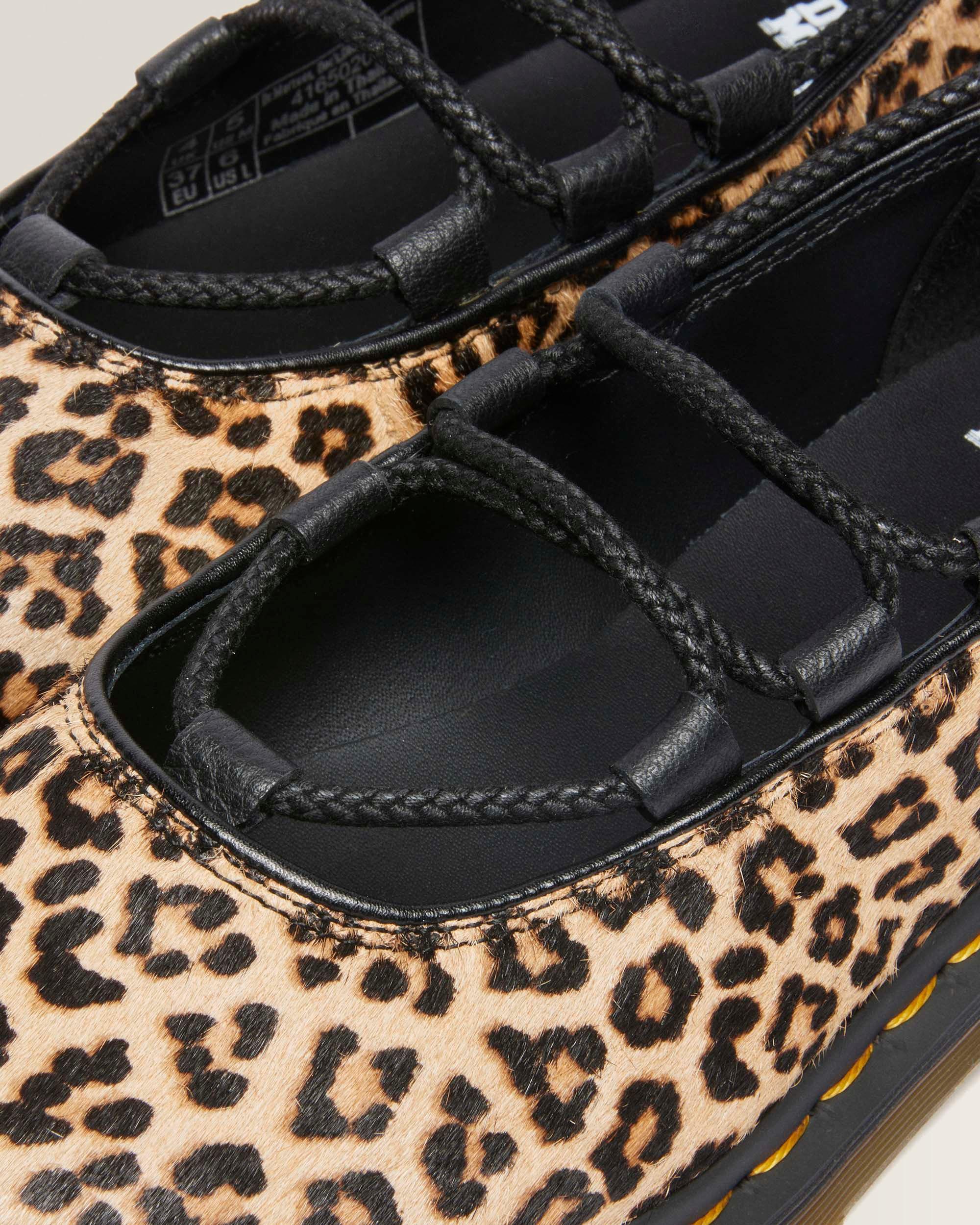 Elphie II Leoparden Ballerinas in LIGHT TAN | Dr. Martens™