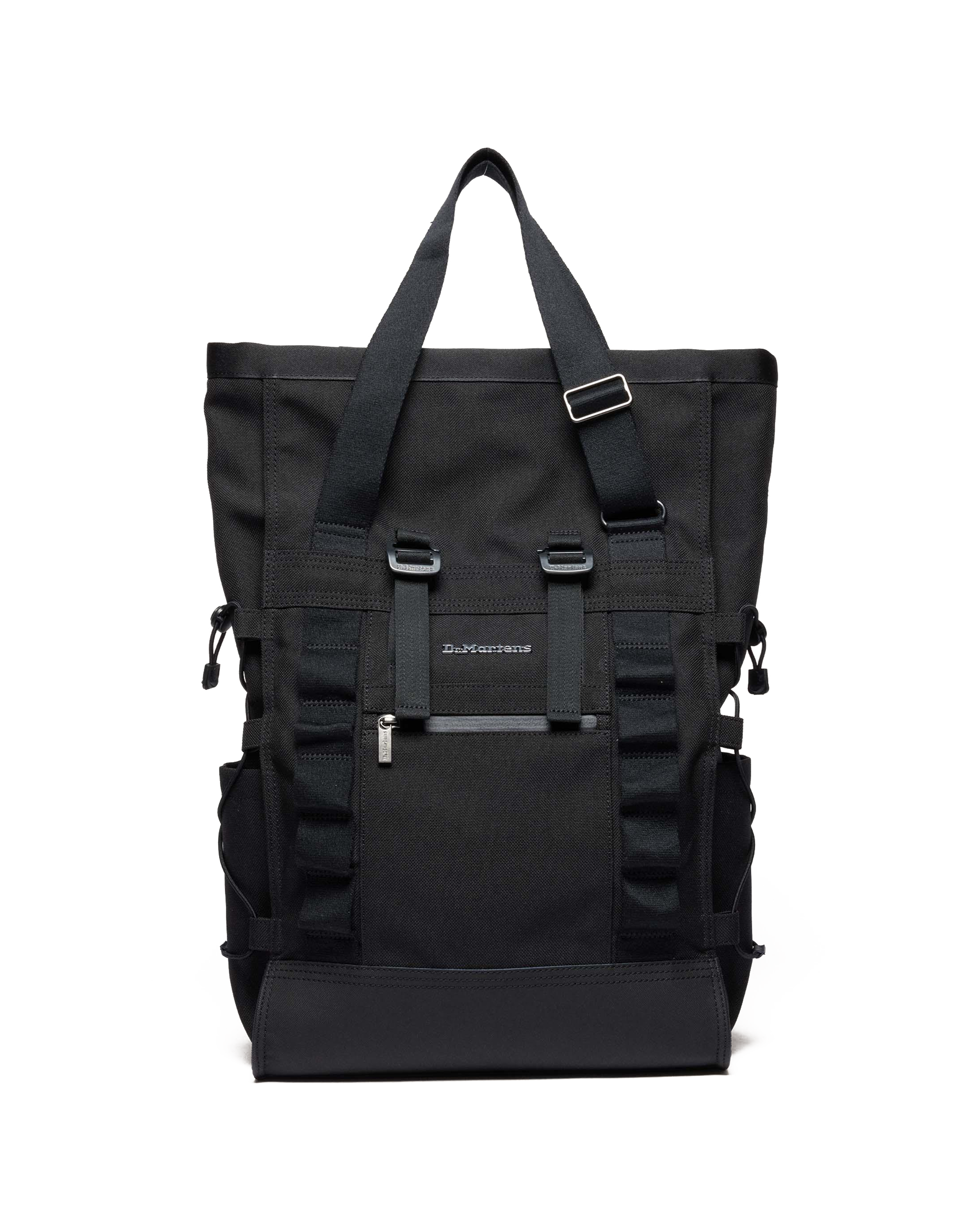 Dr. Martens ブラックバックパック Tech Roll Top Backpack in Black | Dr. Martens™