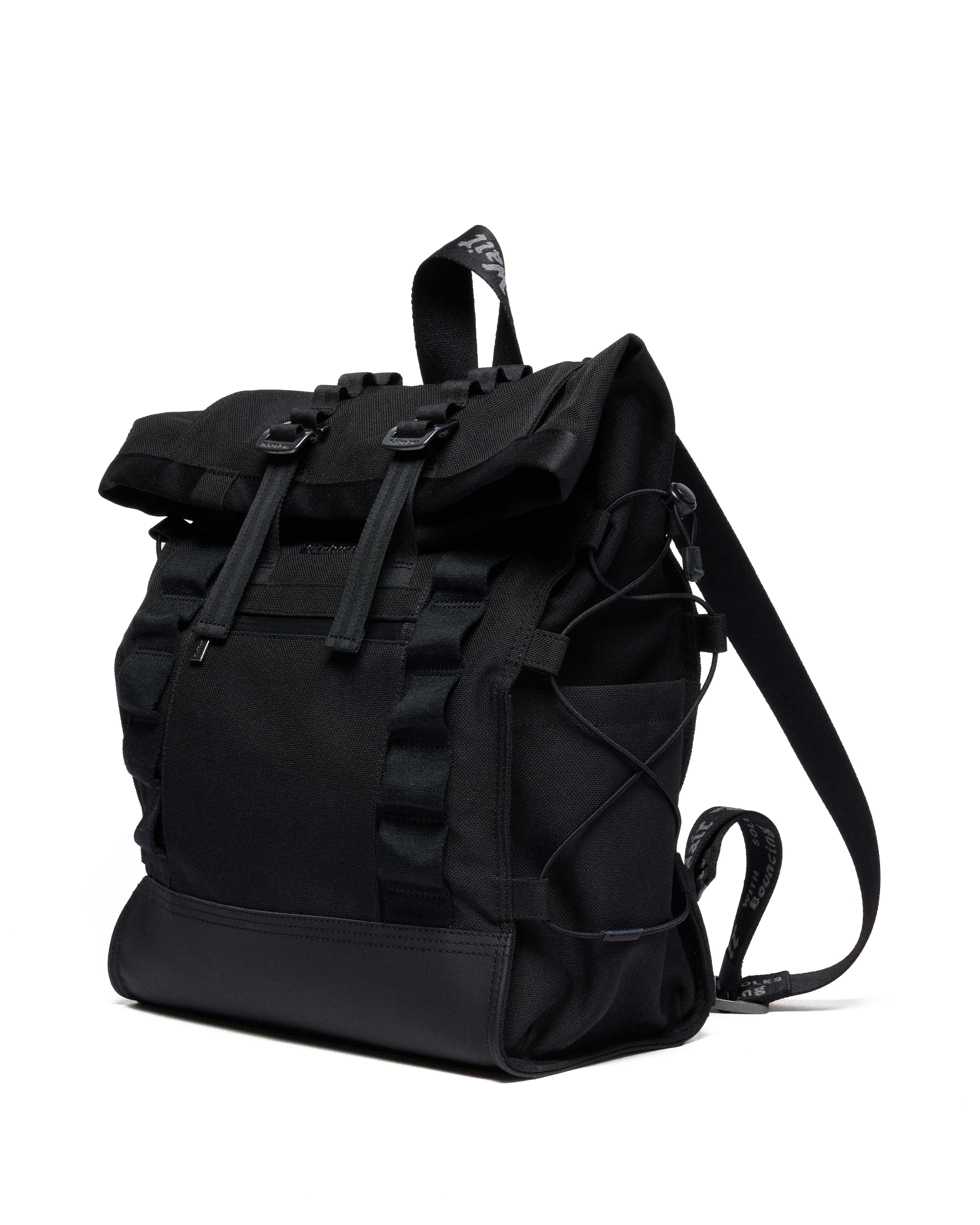 Dr.Martens バックパック Tech Roll Top Backpack in Black | Dr. Martens™