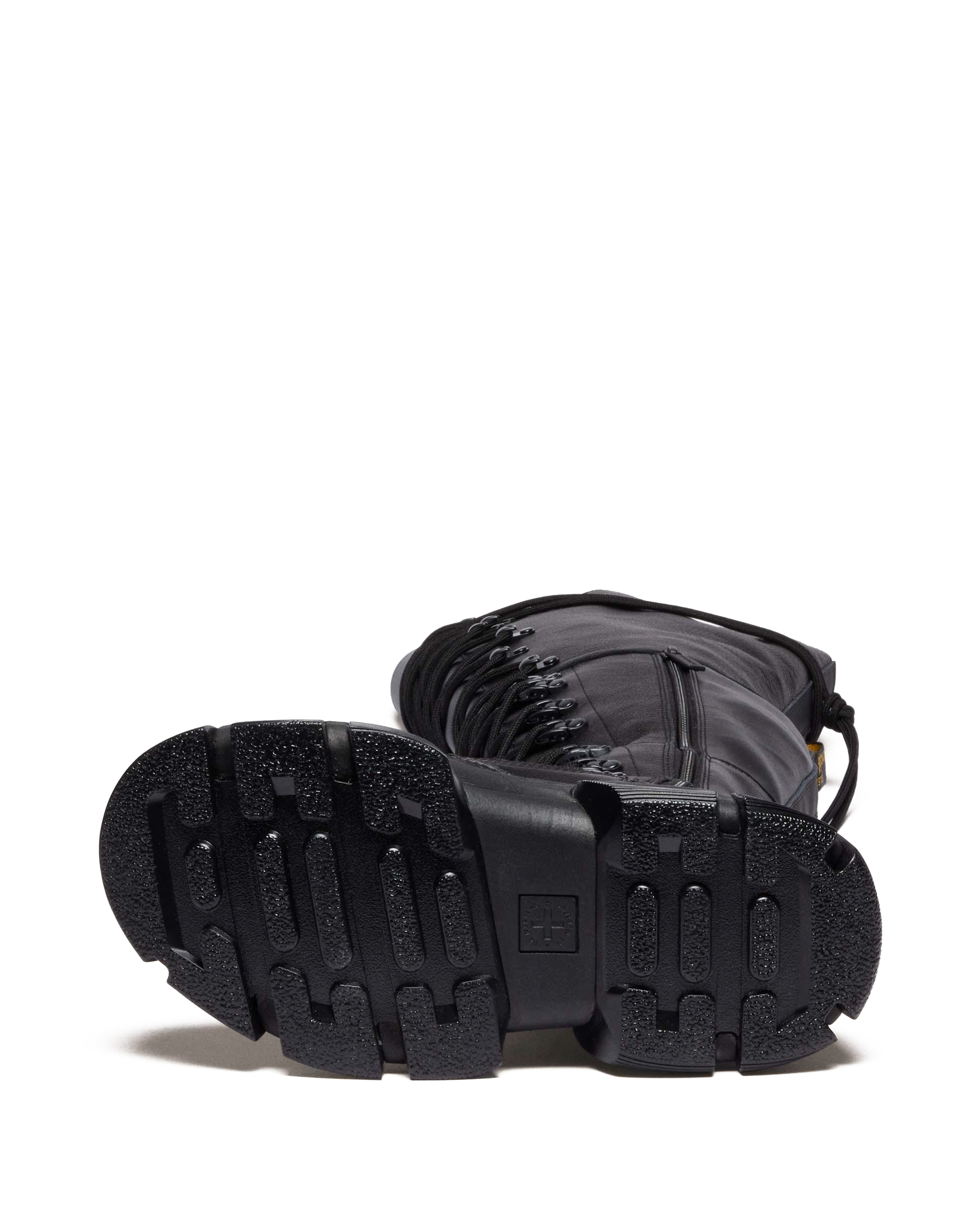 もり Dmxl Xtrm Hi Soft Leather Boots in Black | Dr. Martens™