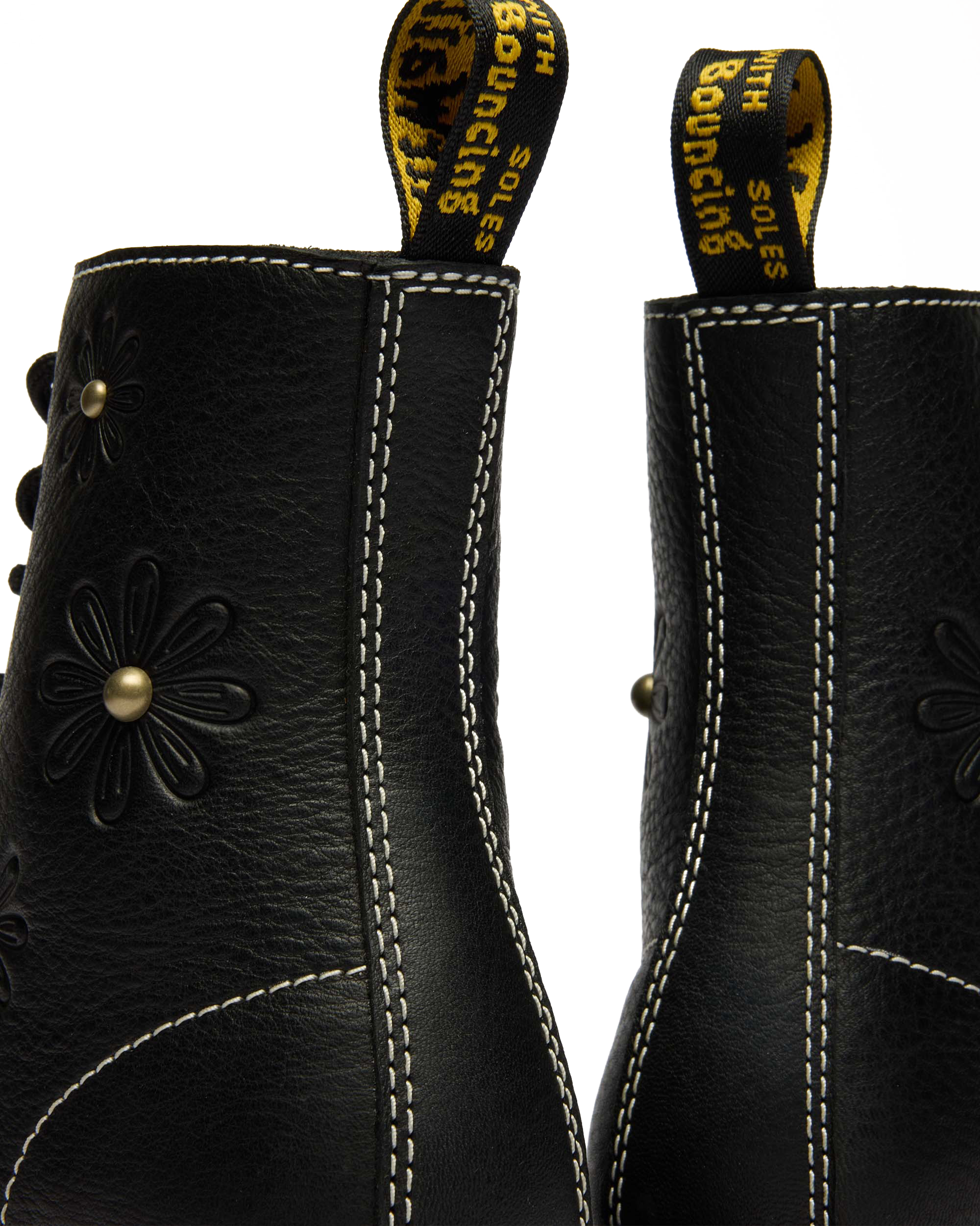 1460 Pascal Flower Grizzly Leather Boots in BLACK | Dr. Martens™