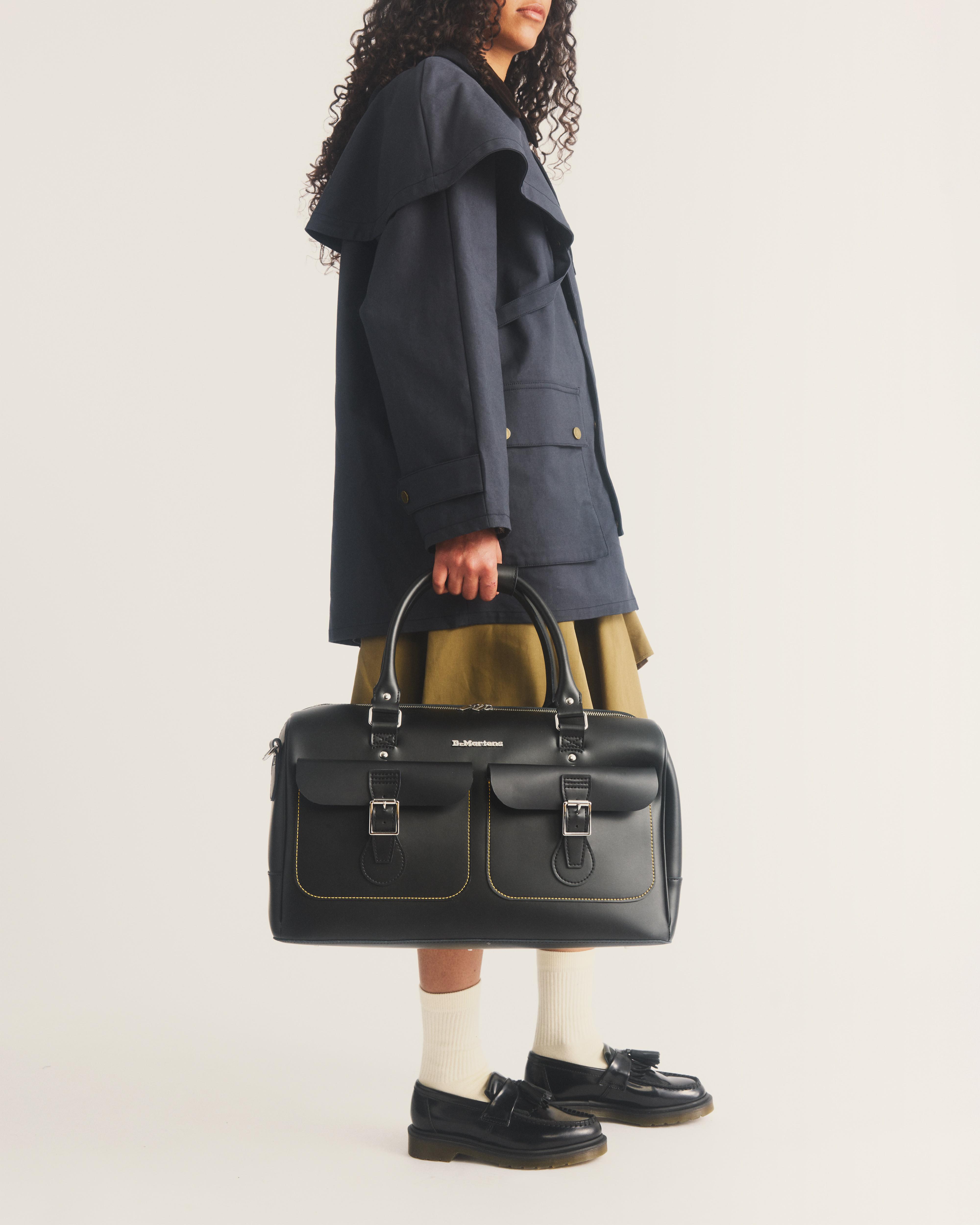 Daytripper Bag in Black | Dr. Martens™