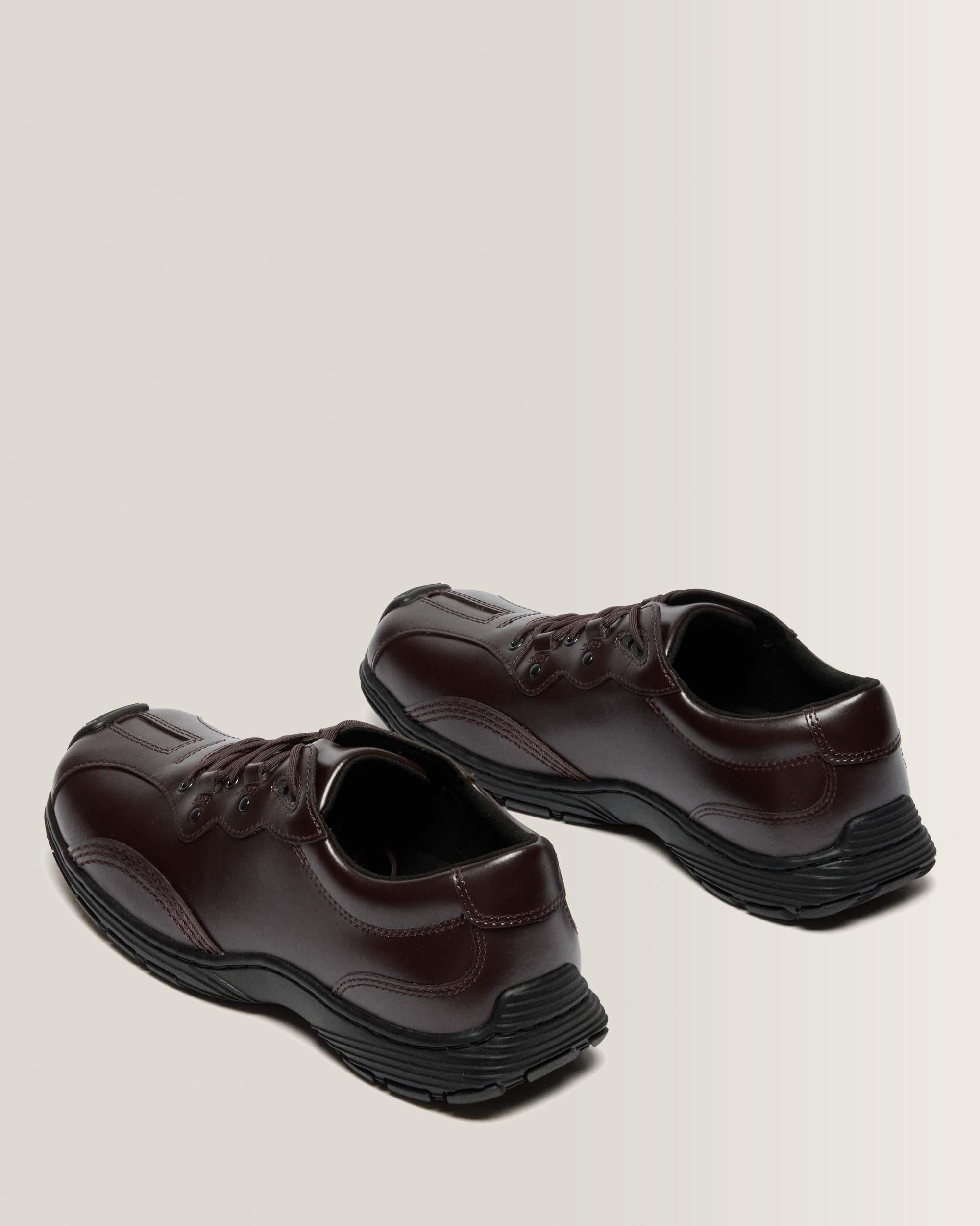 Chaussures Aurix en cuir Satin Finish à 5 œillets