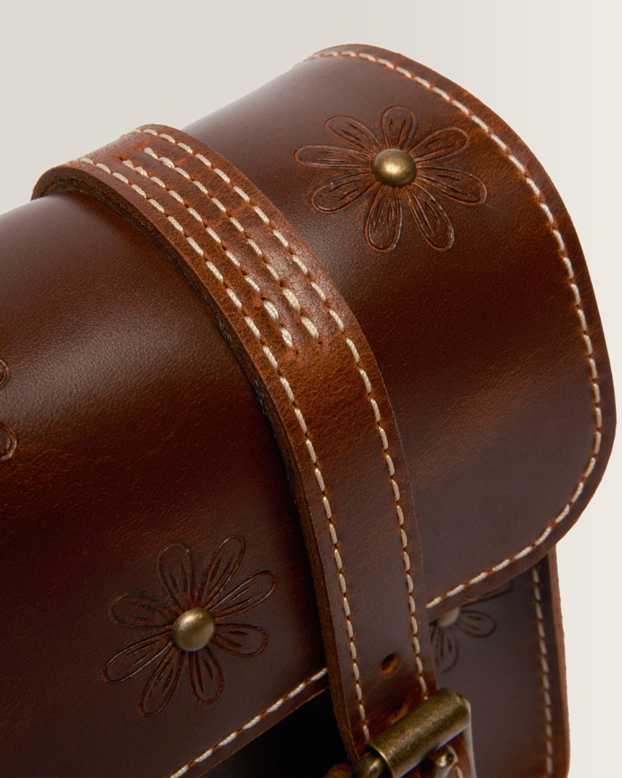 7 Inch Mayhem Leather Satchel in Amber Tan | Dr. Martens™