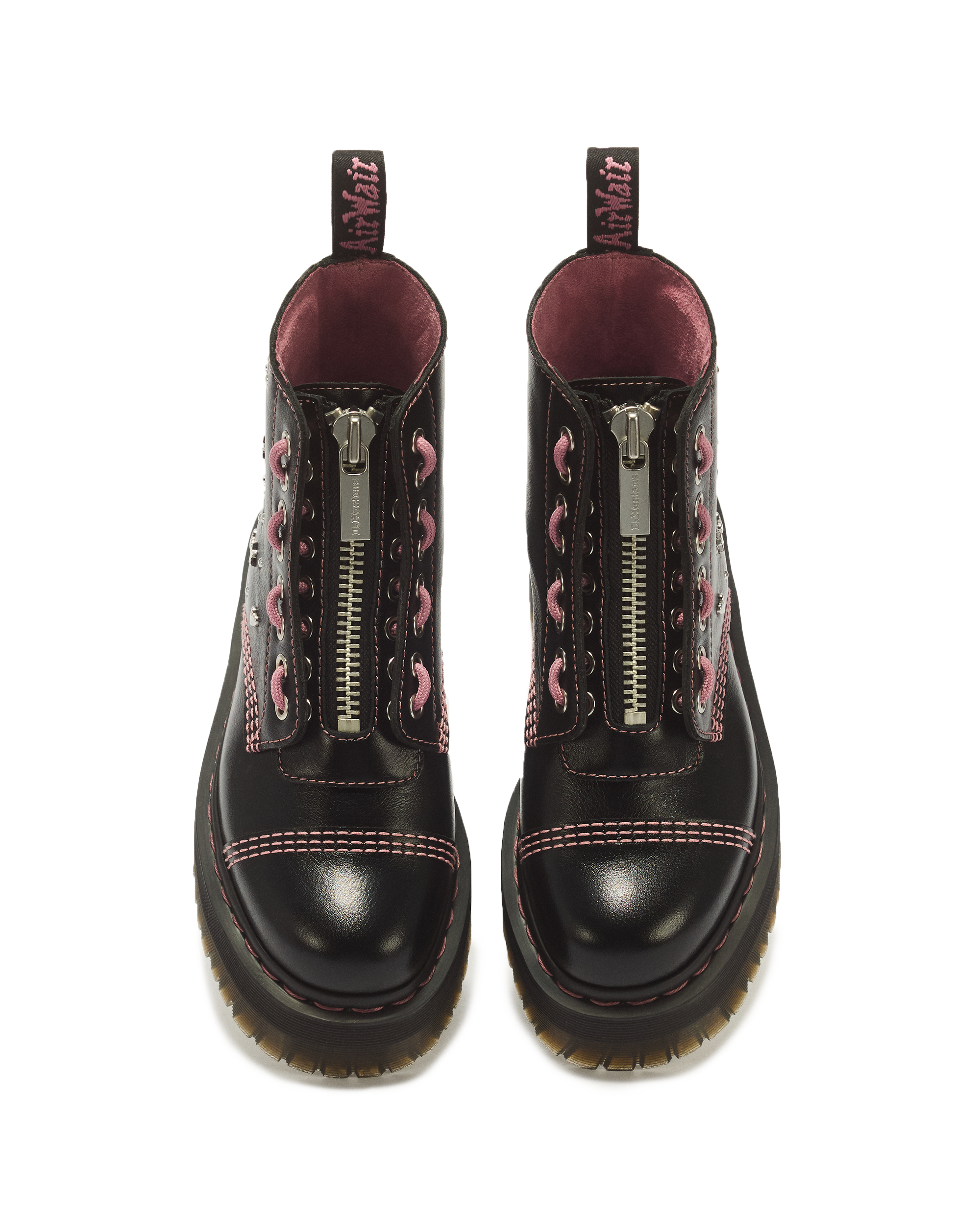 Boots plateformes Sinclair Hearts & Stars en cuir Milled Gloss à 8 œillets