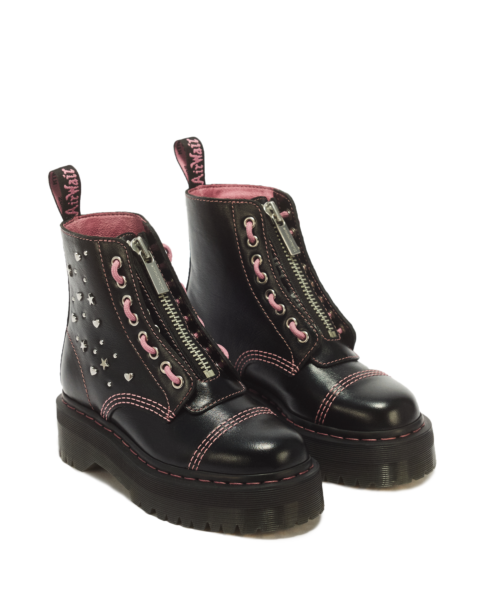 Boots plateformes Sinclair Hearts & Stars en cuir Milled Gloss à 8 œillets