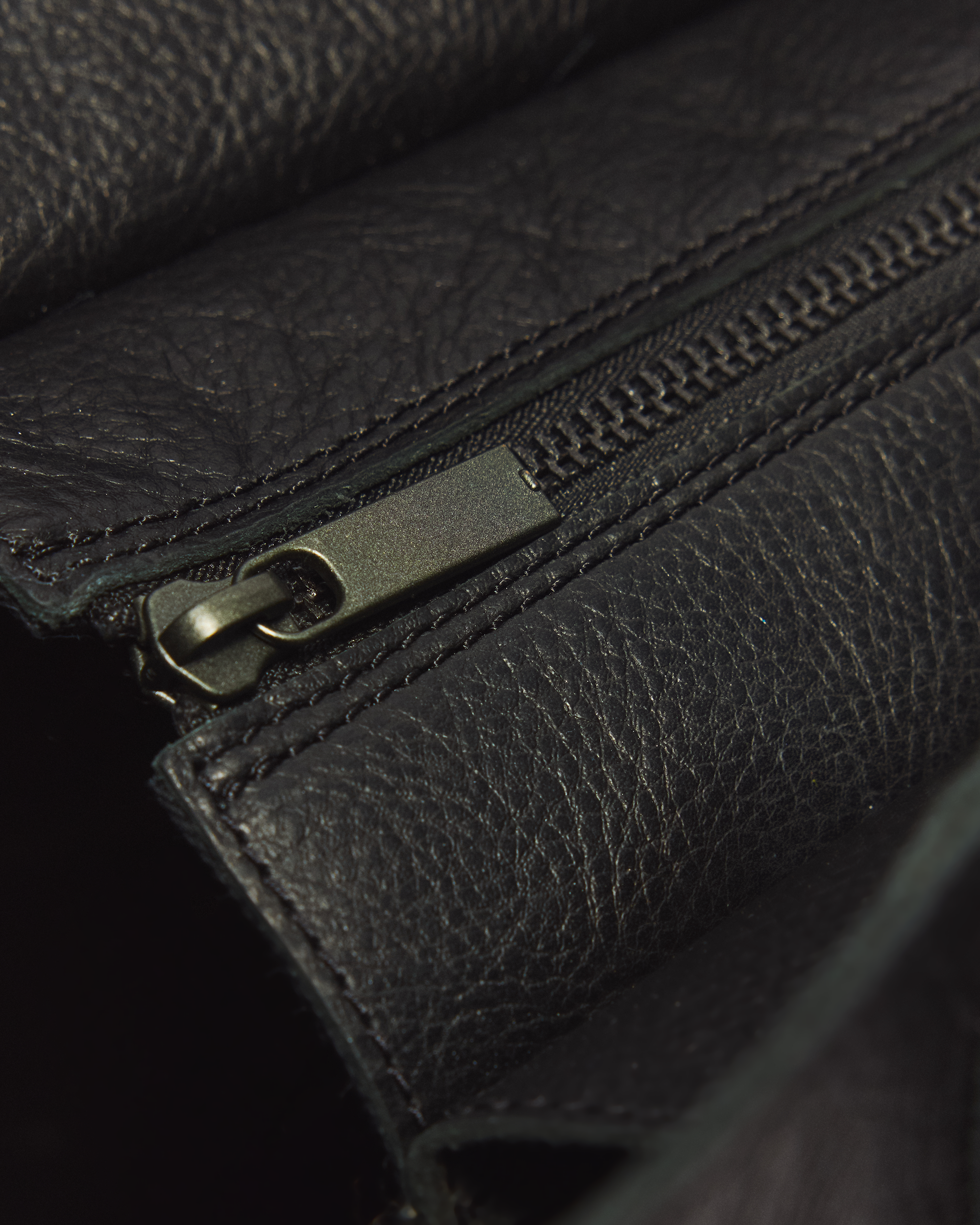 Maxi Overdrive Leather Tote Bag
