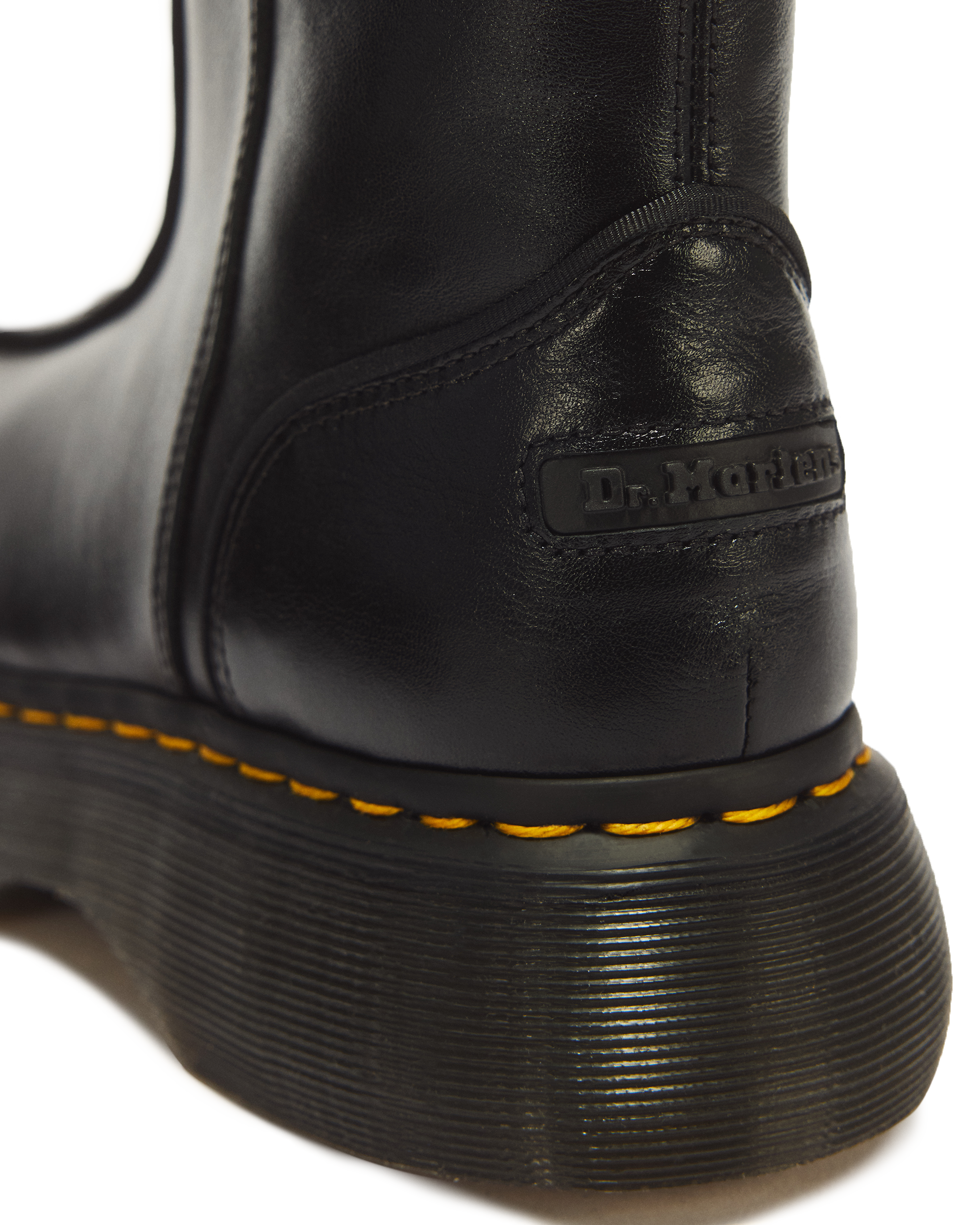 Buzz Hi Gloss Leather Boots in BLACK | Dr. Martens™