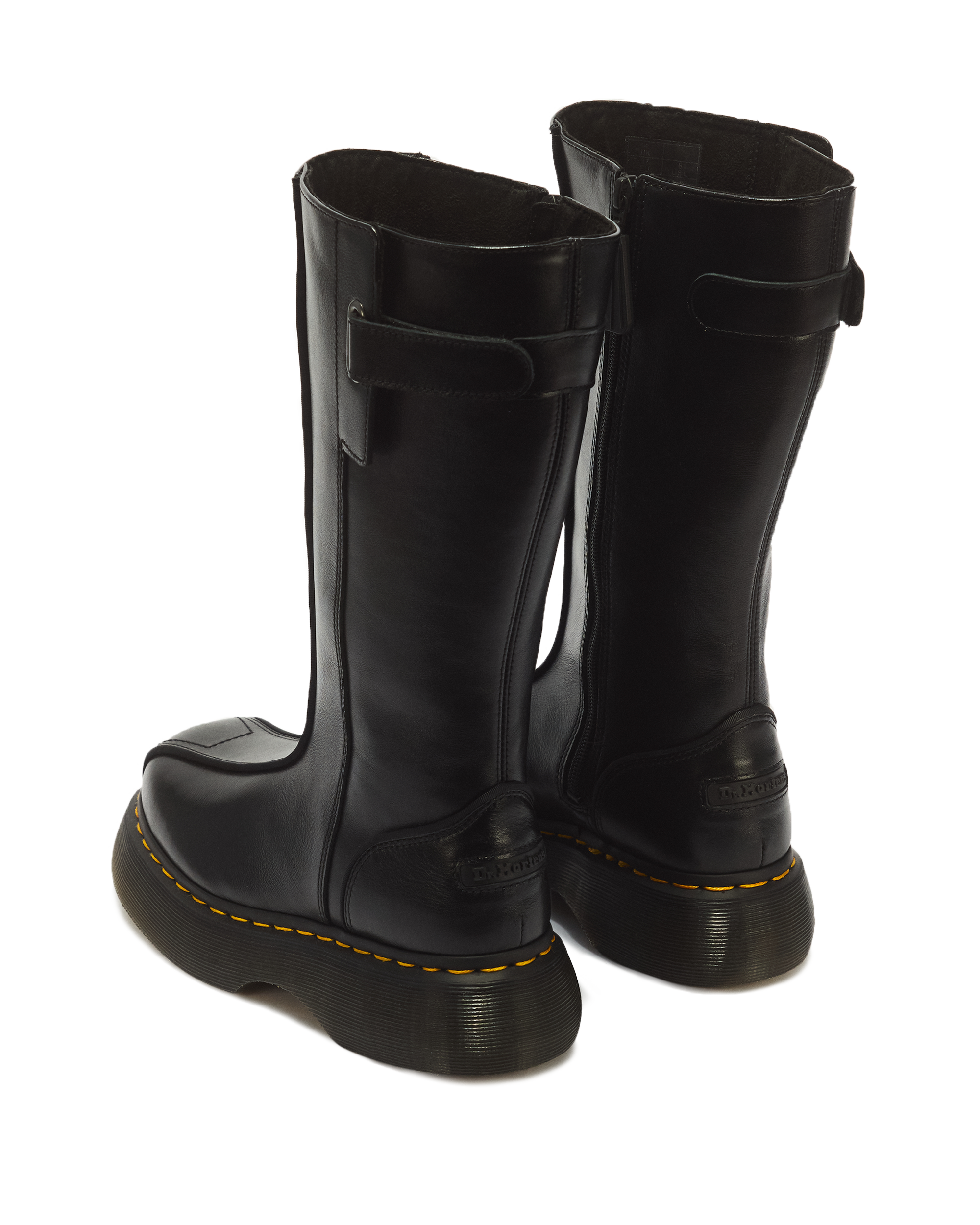 靴 Dr.Martens BUZZ UK4 Buzz Hi Gloss Leather Boots in BLACK | Dr. Martens™