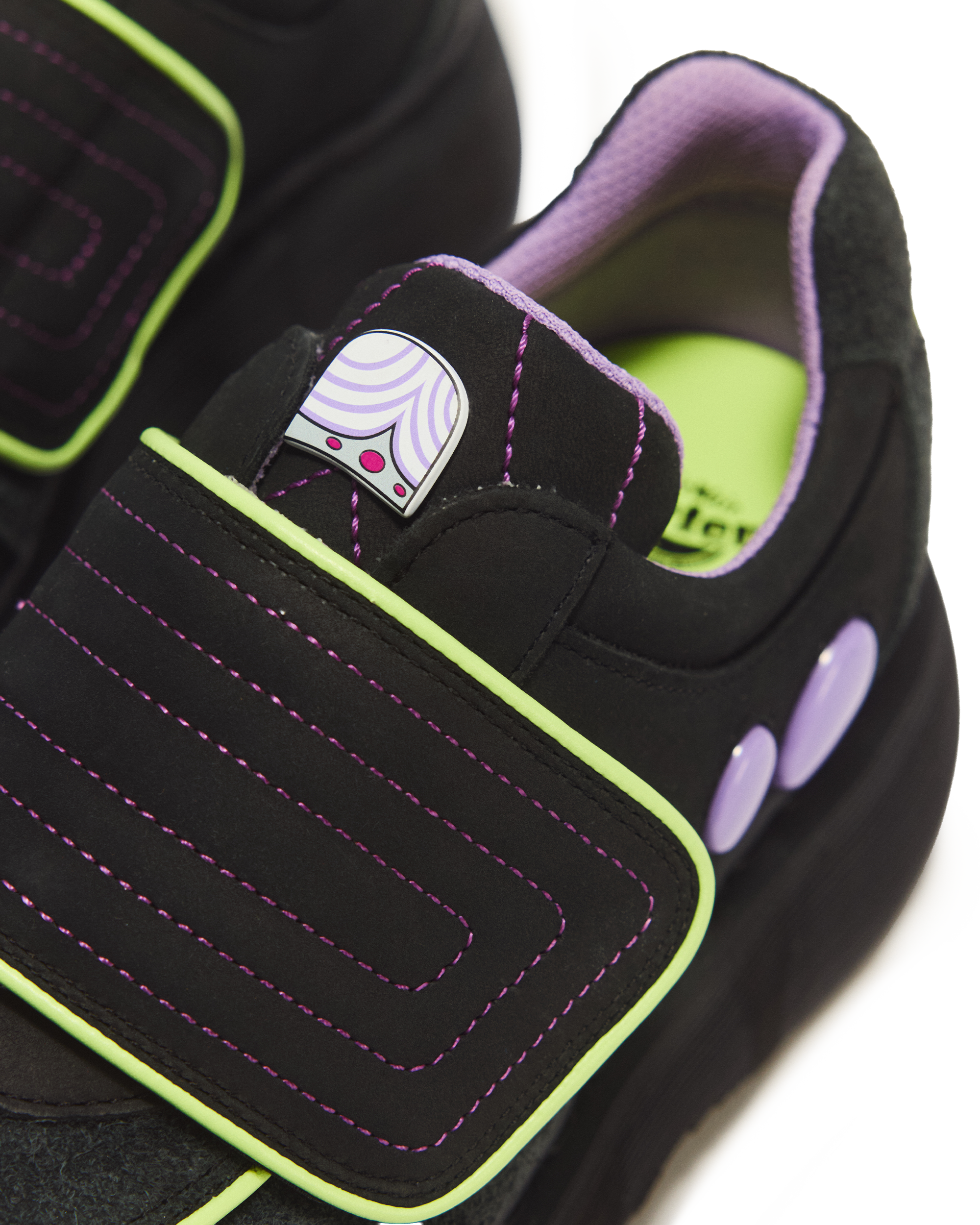 Buzz Strap Powerpuff Girls Shoe