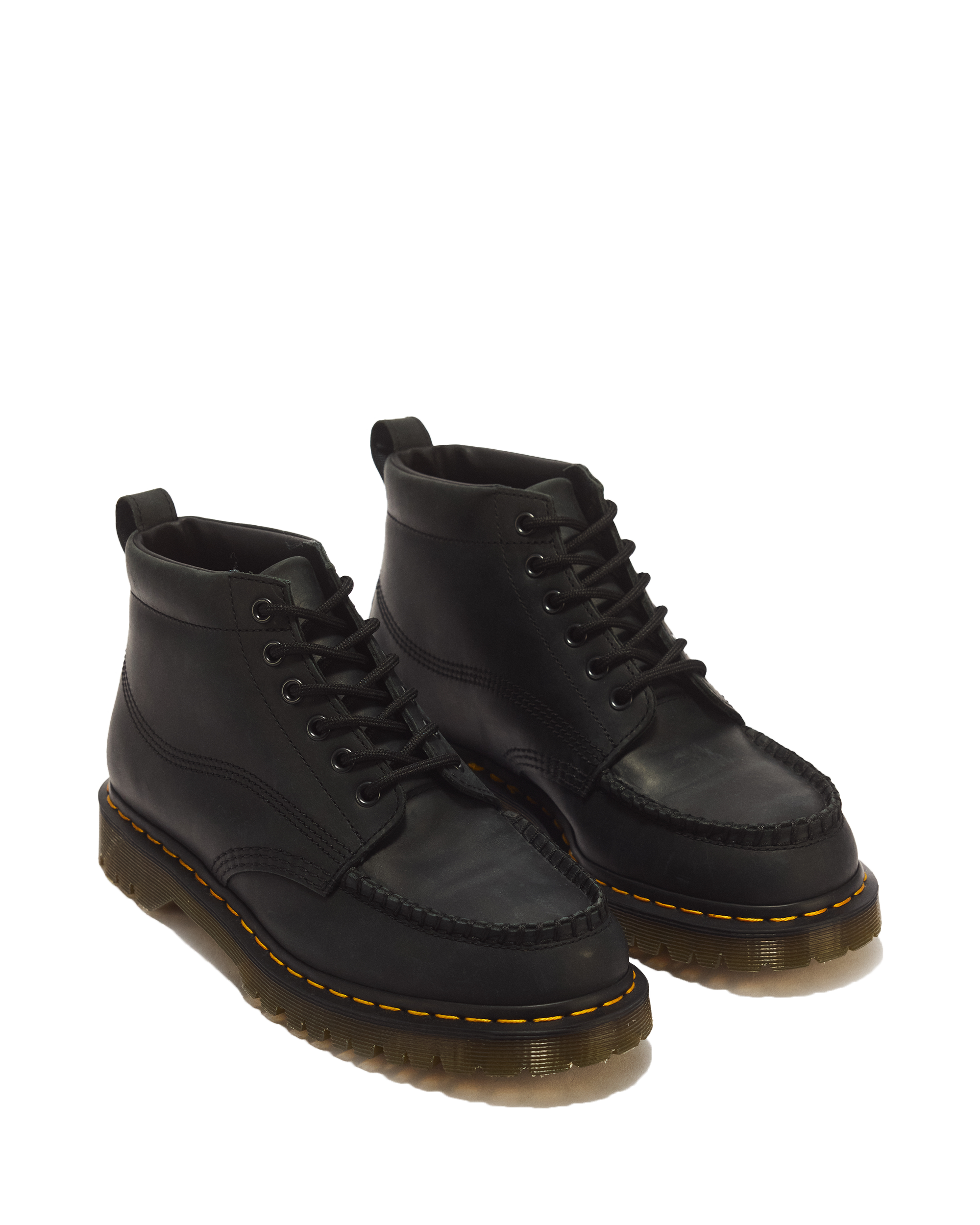 Botines Lowell Chukka de 6 ojales de piel Crazy Horse y puntera tipo mocasín