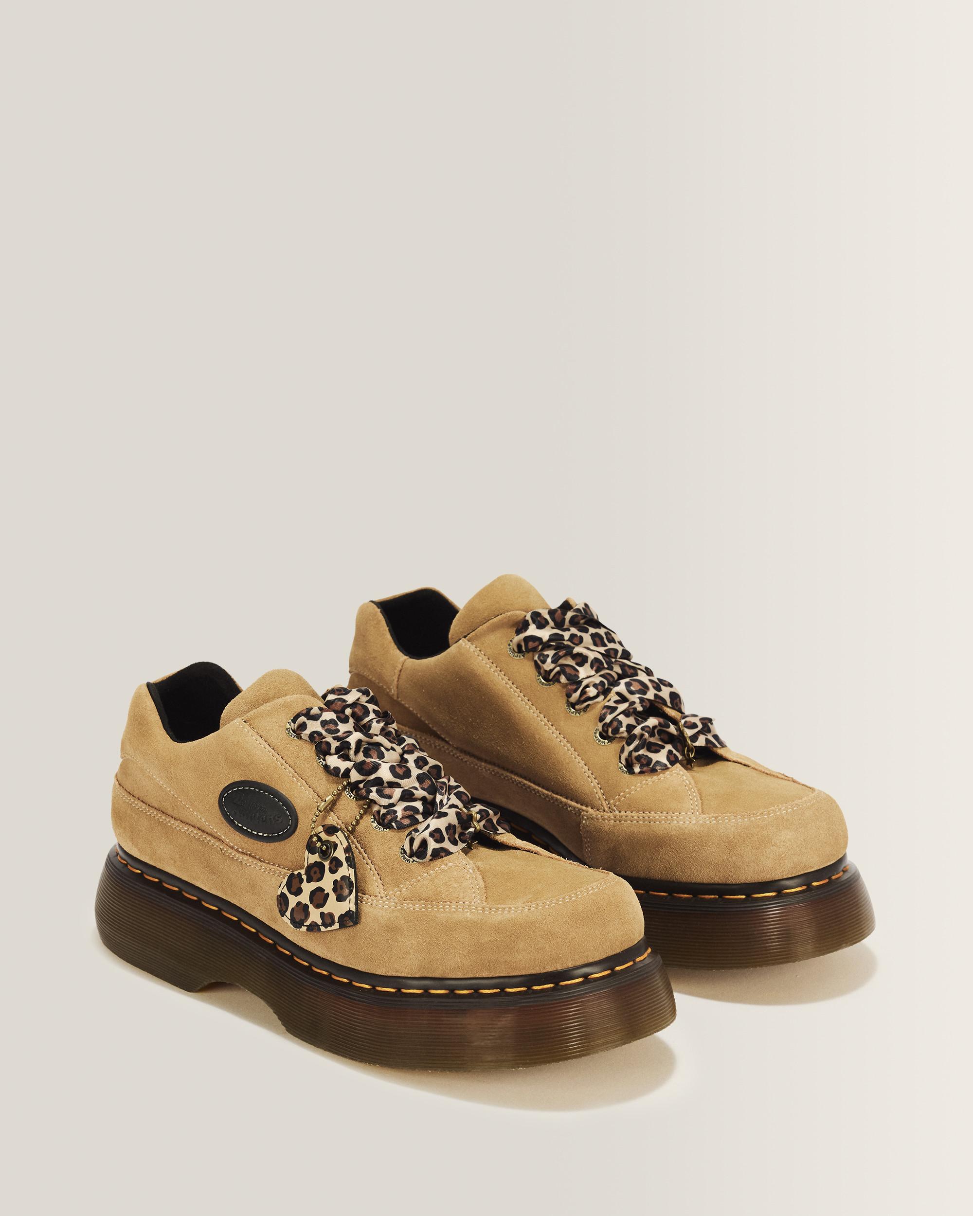 Buzz 5 Eye Bronx Suede Shoes in SAVANNAH TAN | Dr. Martens™