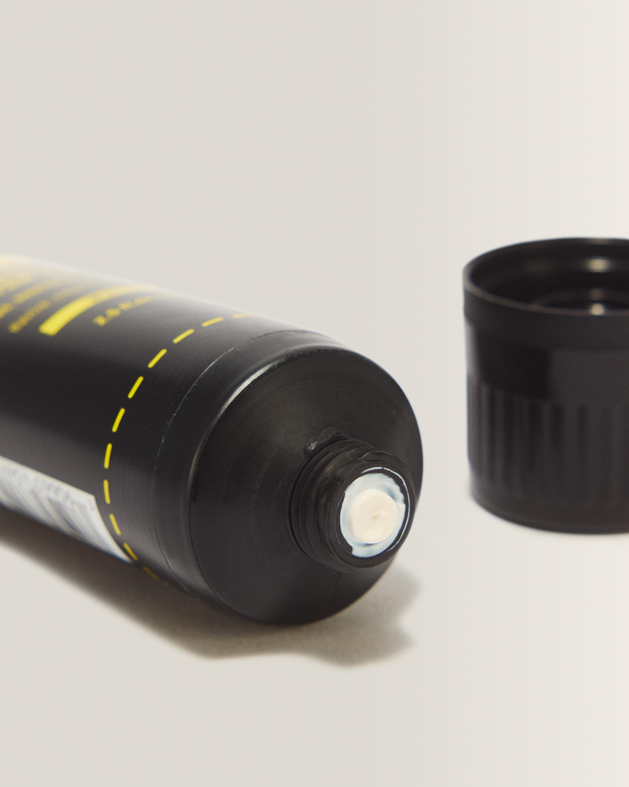 White Shoe Polish 75ml Tube product image