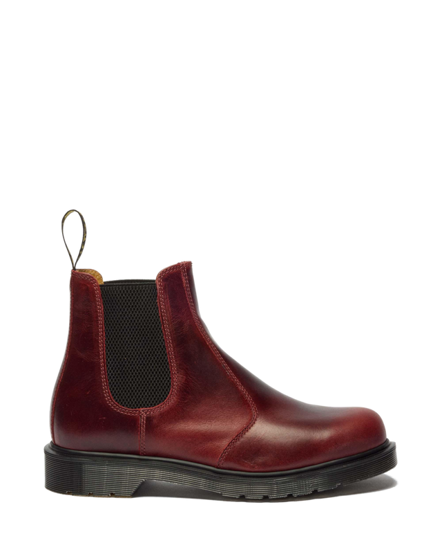 CLASSIC CALF LEATHER CHELSEA BOOTS