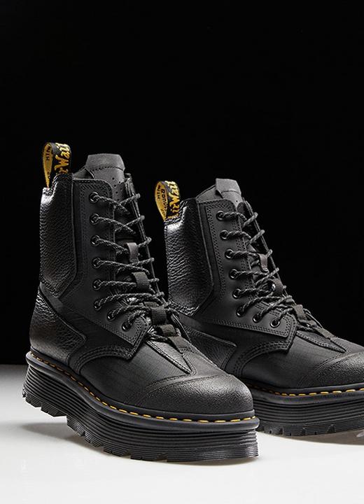 Dr. Martens 14XX