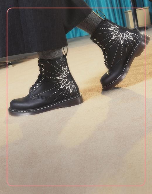 hp-banner-HolidayGifting-SolarFlare-desktop-aw25?w=1920&fmt=auto&alt=default