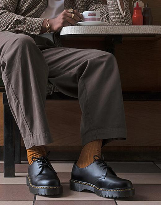 ゲリラタイムセール ドクタースタイル Dr. Martens® CA Official: Get 10% Off Your First Order