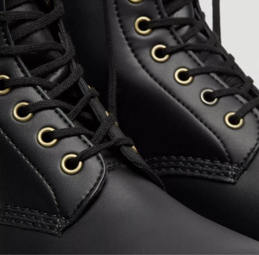 Close up of the patent 1460 boot in black